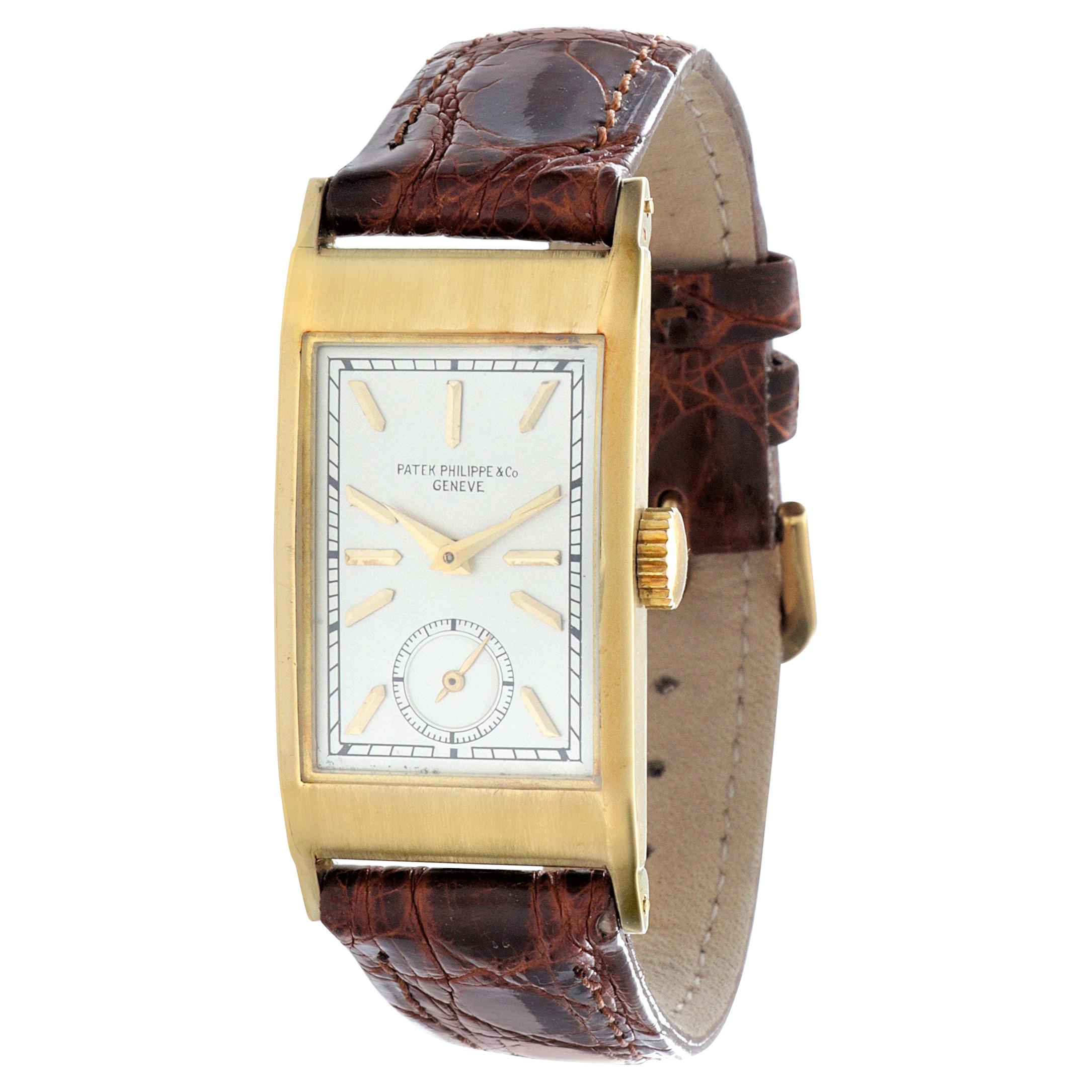 Patek Philippe 425J "Tegolino" Vintage Art Deco Watch in Yellow Gold, Circa 1940 For Sale