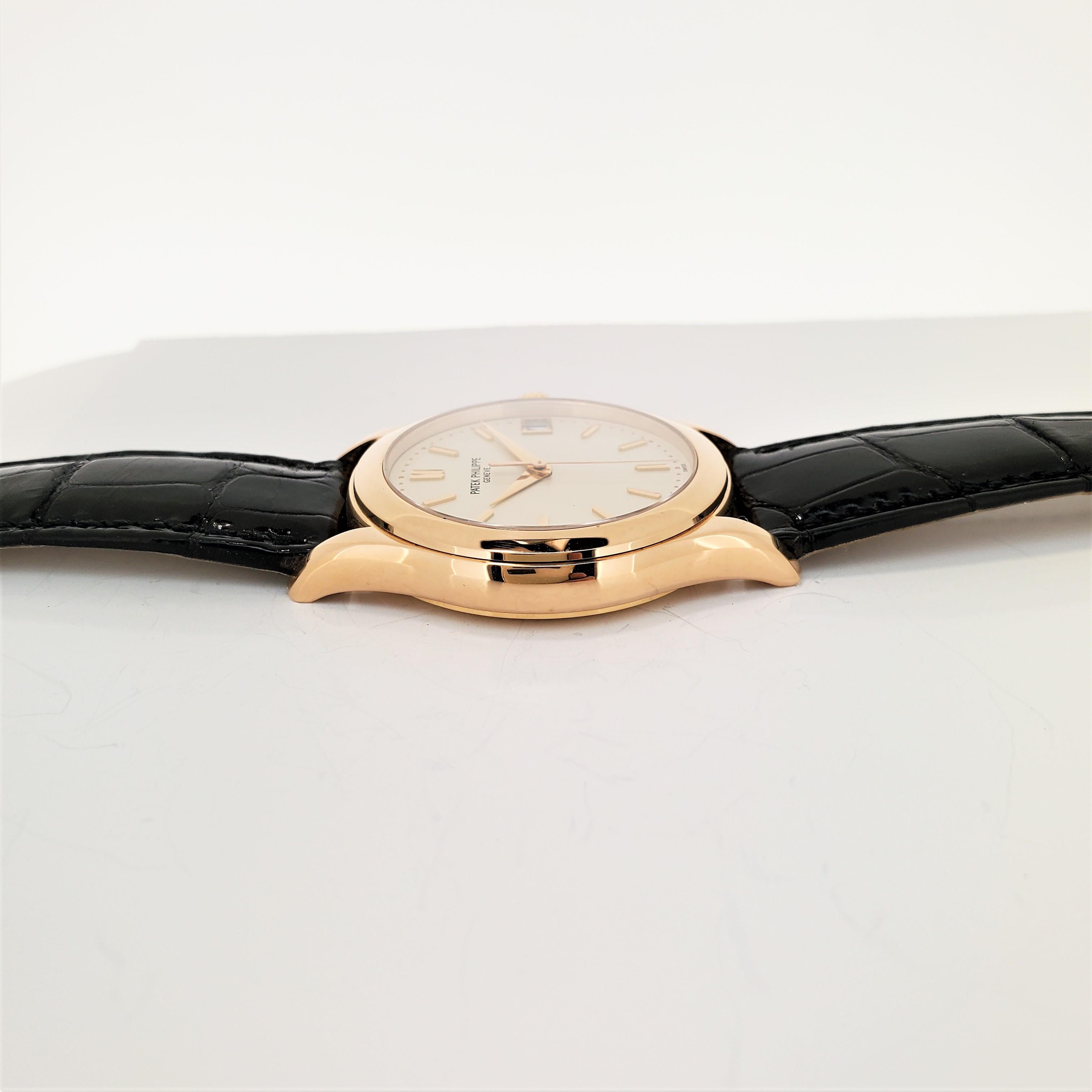 Introduction:
Philippe 5107R 37mm Automatic Calatrava watch, made in 18K rose gold with 315 SC caliber movement #3252200, Case #4203181.  The watch is accompanied with an Patek Philippe strap and Patek buckle.  further accompanied with an Patek