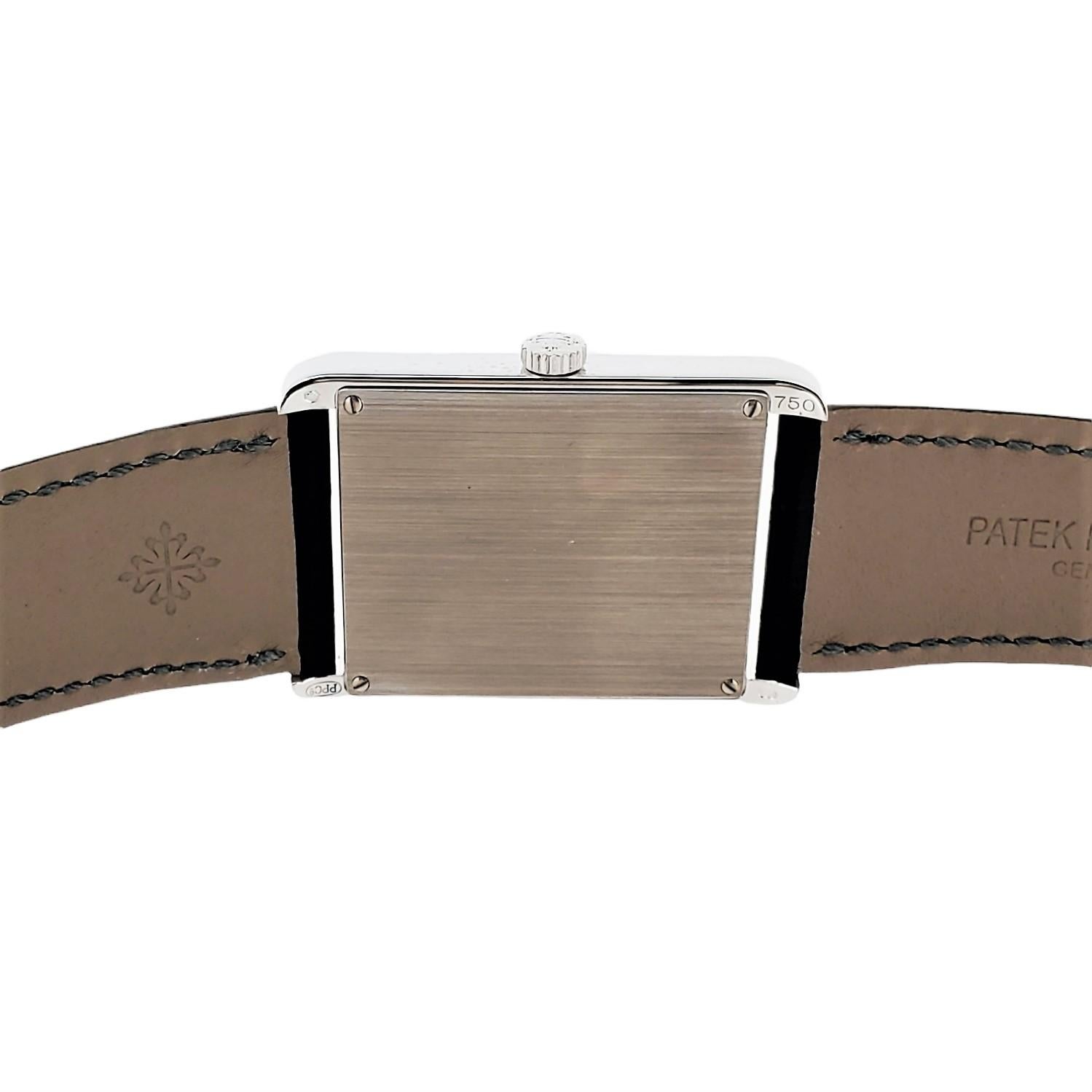 Patek Philippe 5109G Large massive oversized Thin Dress Watch Full Set Circa2005 en vente 1