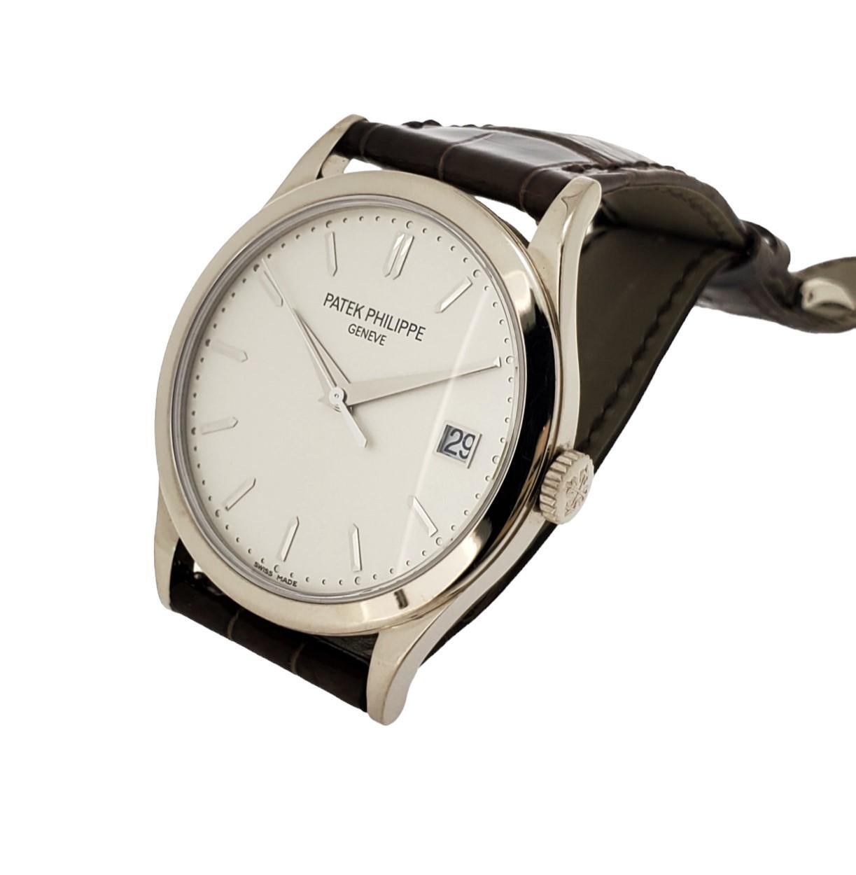 Patek Philippe 5296G-010; Automatic Calatrava watch,  38mm Circa 2015 In Excellent Condition For Sale In Santa Monica, CA
