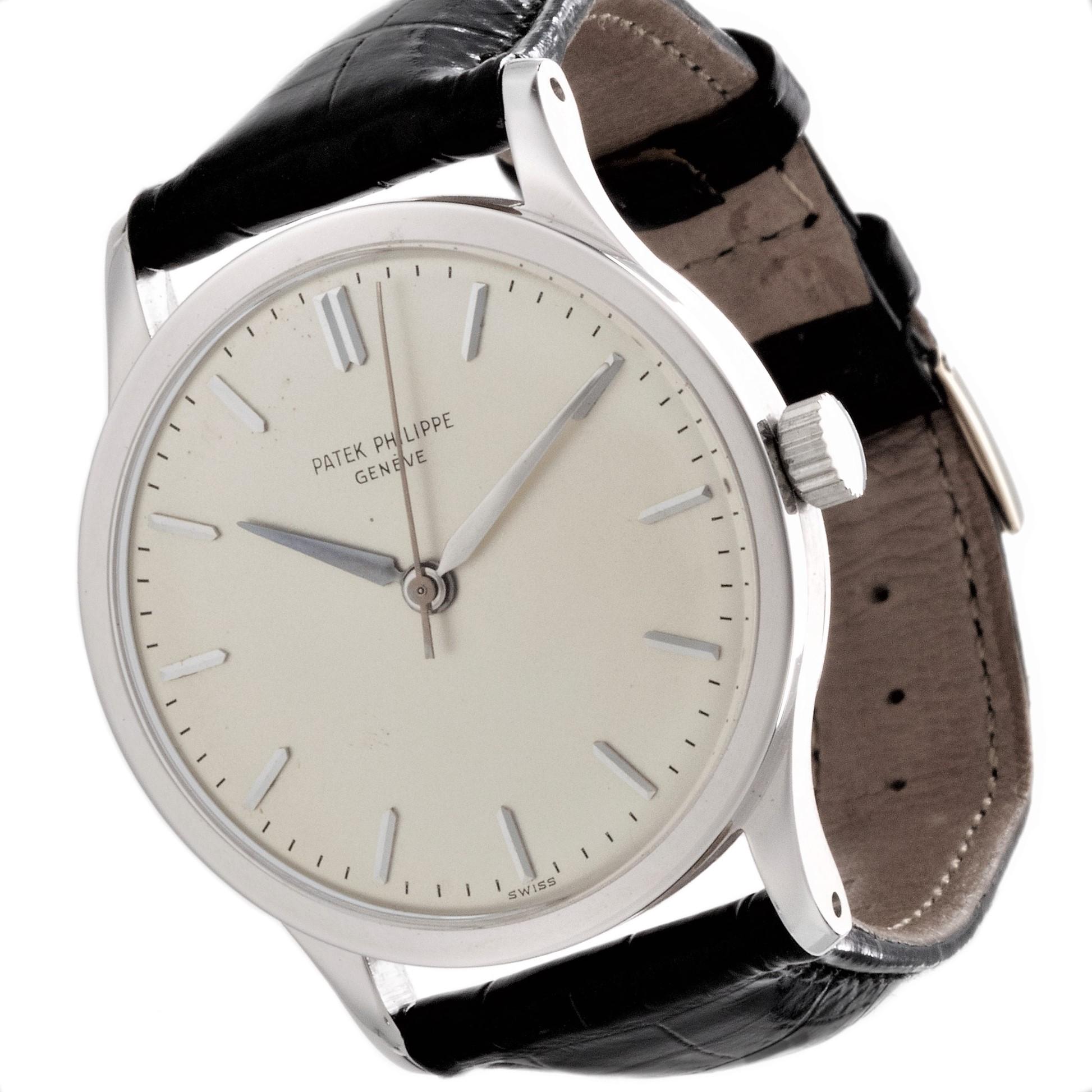 Women's or Men's Patek Philippe 570G Calatrava Watch 35.5mm Circa 1968 For Sale