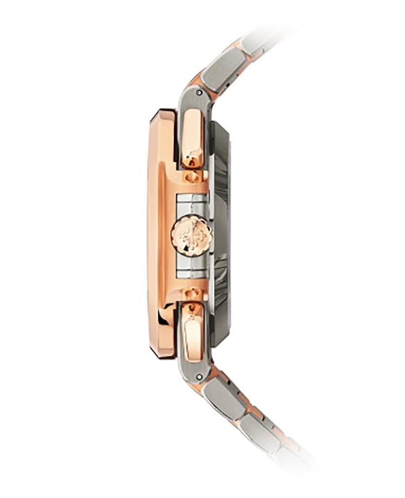 The porthole construction of its case, and its horizontally embossed dial, the Nautilus has epitomized the elegant sports watch since 1976. Forty years later, it comprises a splendid collection of models for men and women. In steel, rose gold, white