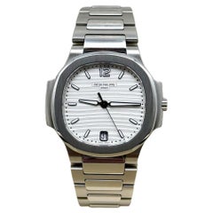 Patek Philippe 7118/1A-010 Ladies Nautilus Caja de acero inoxidable Papel