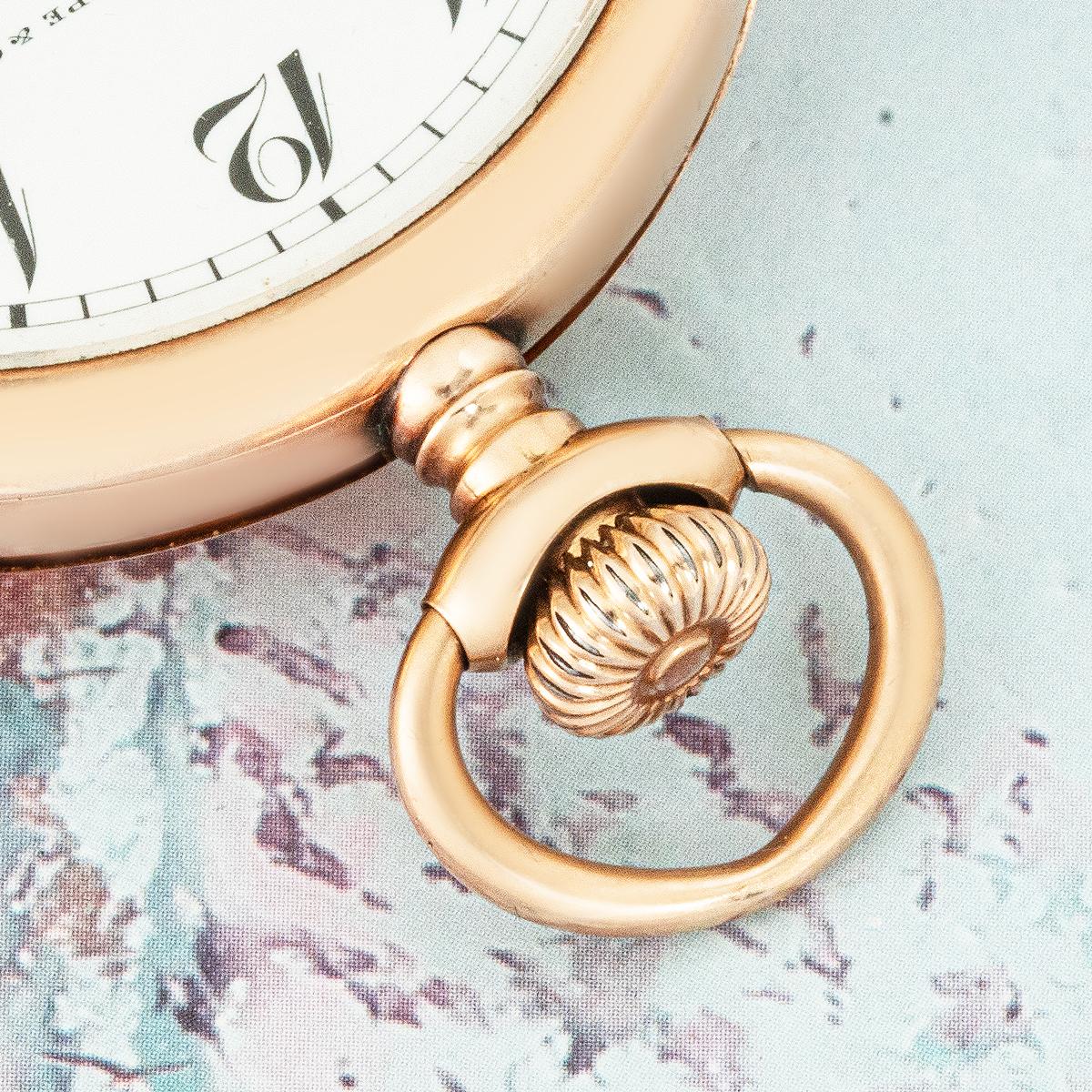 Patek Philippe. Eine seltene 14ct Rose Gold Keyless Lever Open Face Taschenuhr C1900.

Zifferblatt: Das elegante weiße Email-Zifferblatt ist vollständig signiert Patek Philippe & Cie Geneve mit arabischen Ziffern äußere Minute Spur und und