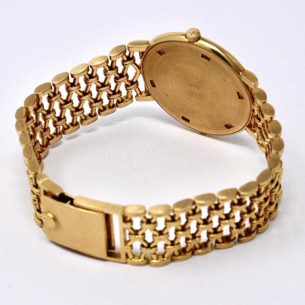 Patek Philippe, A Very Rare Calatrava 18K Yellow Gold Bracelet Watch, Ref 3821/1 For Sale 7