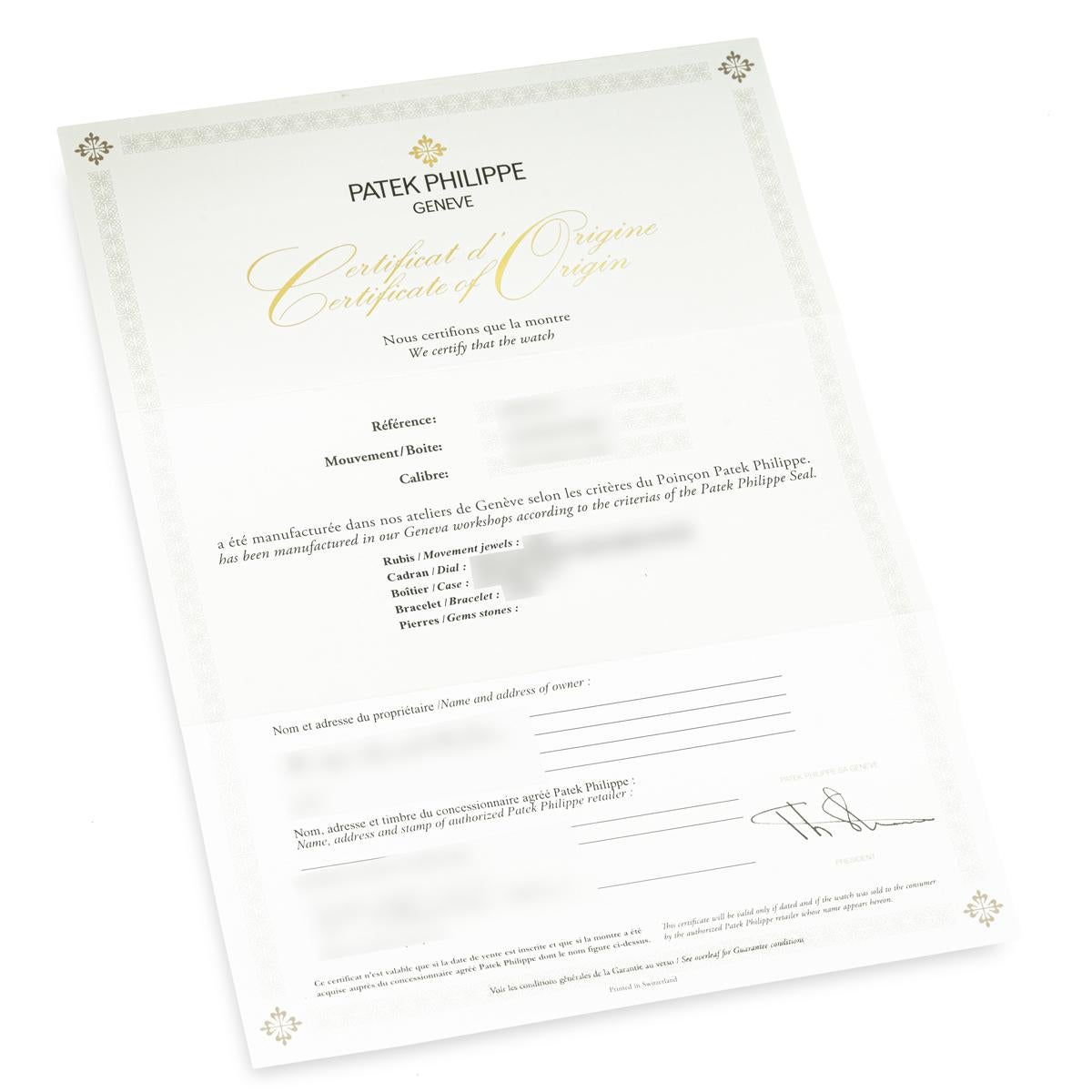 Patek Philippe Annual Calendar White Gold Blue Sunburst Dial 5205G-013 en venta 6