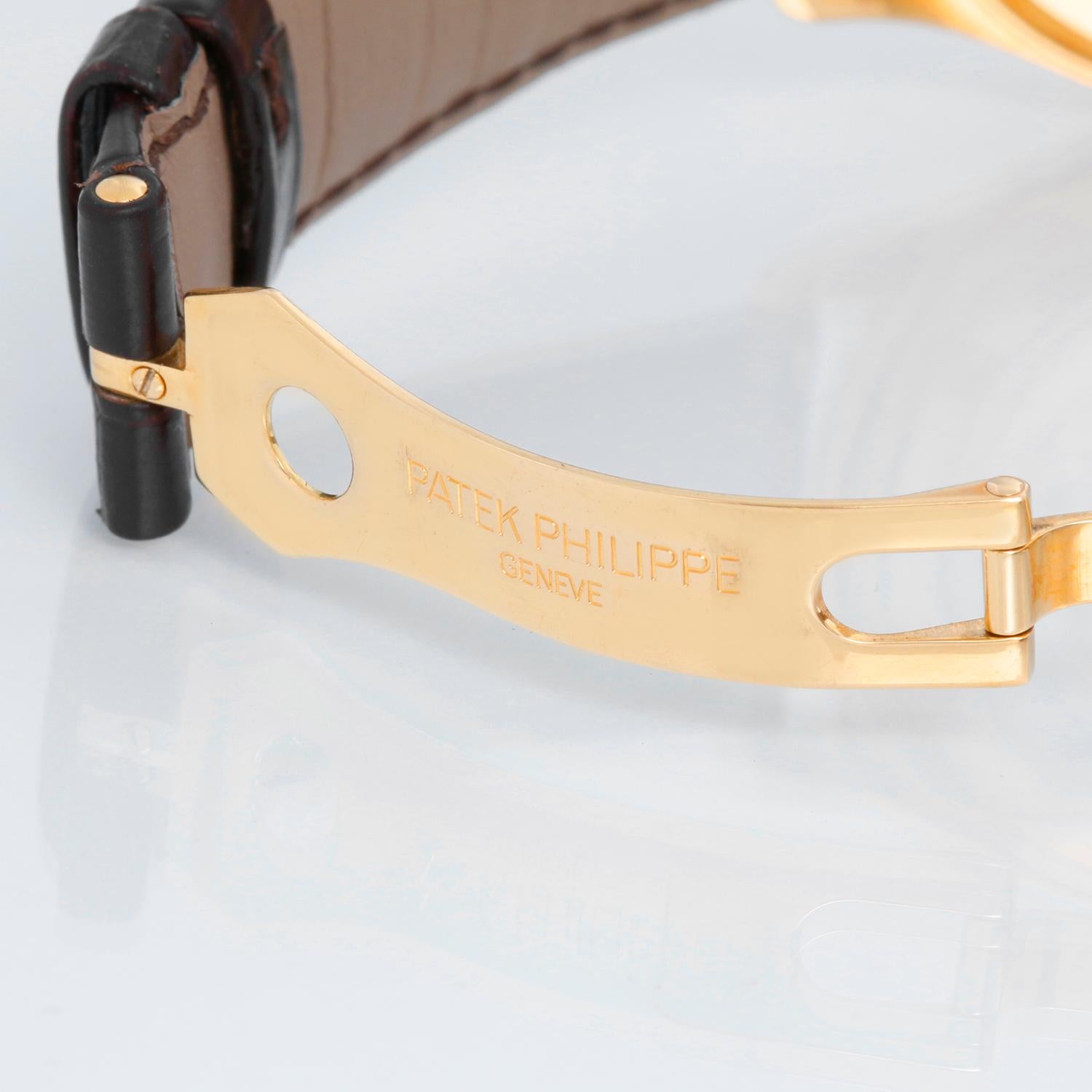 Herren-Mondphase-Uhr 5146J (5146 J) aus Gelbgold mit Jahreskalender von Patek Philippe 2