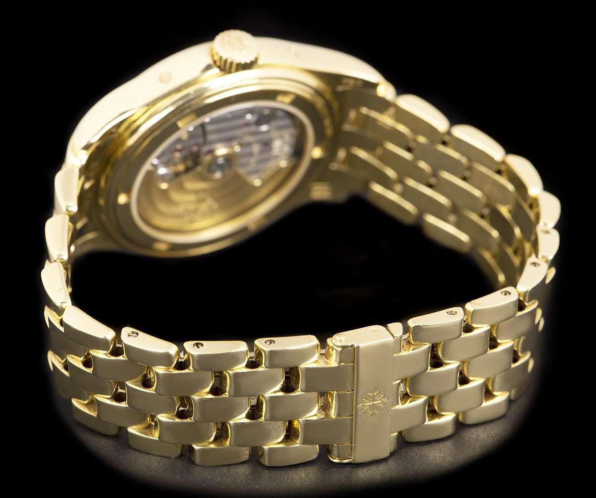 Men's Patek Philippe Annual Calendar Yellow Gold Silver Dial 5036/1J-001 Automatic