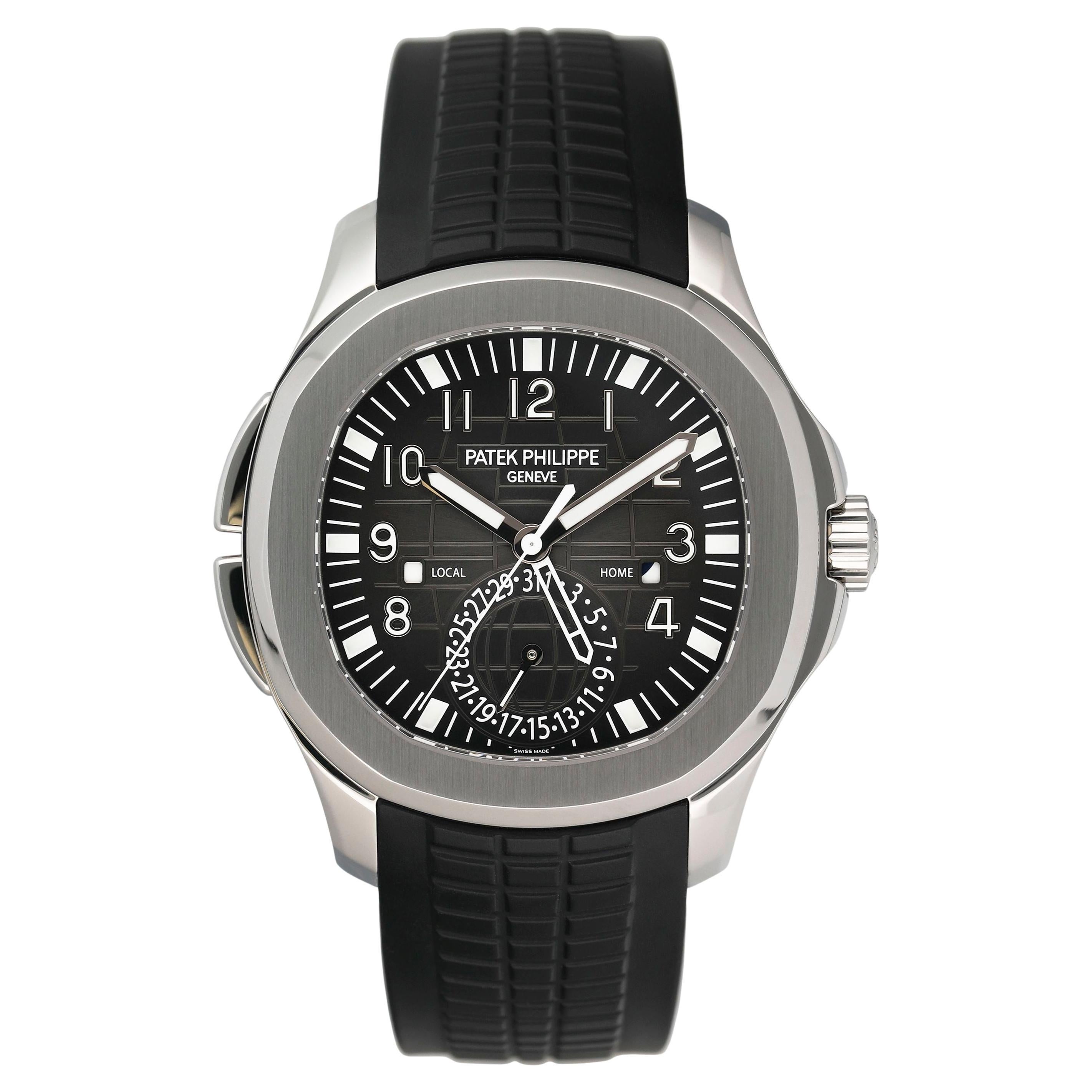 Patek Philippe Aquanaut 5164A-001 Black Dial Mens Watch Box Papers en vente