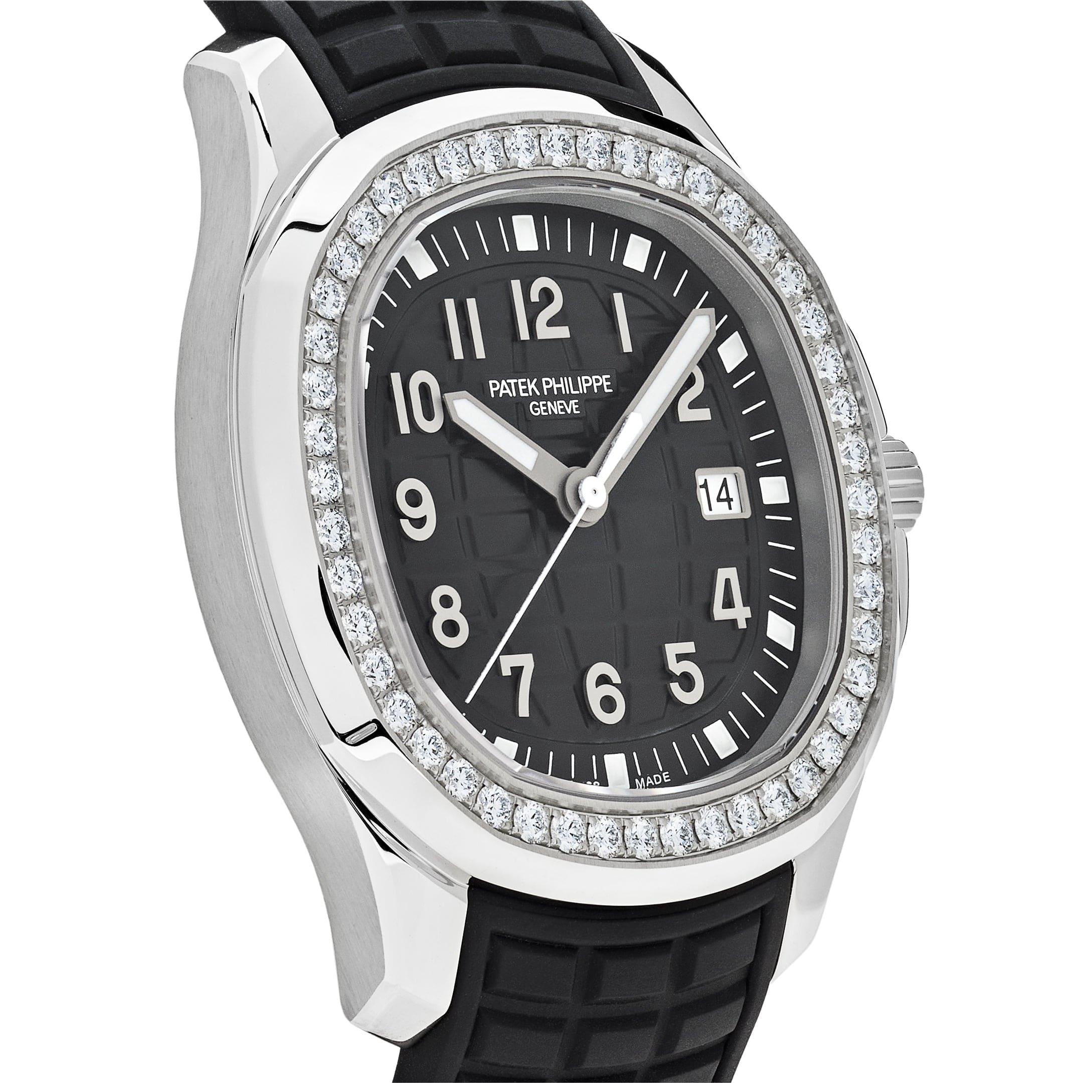 Patek Philippe Aquanaut Luce 5267/200A-001 Black Dial Diamond Bezel (2025) In New Condition For Sale In New York, NY