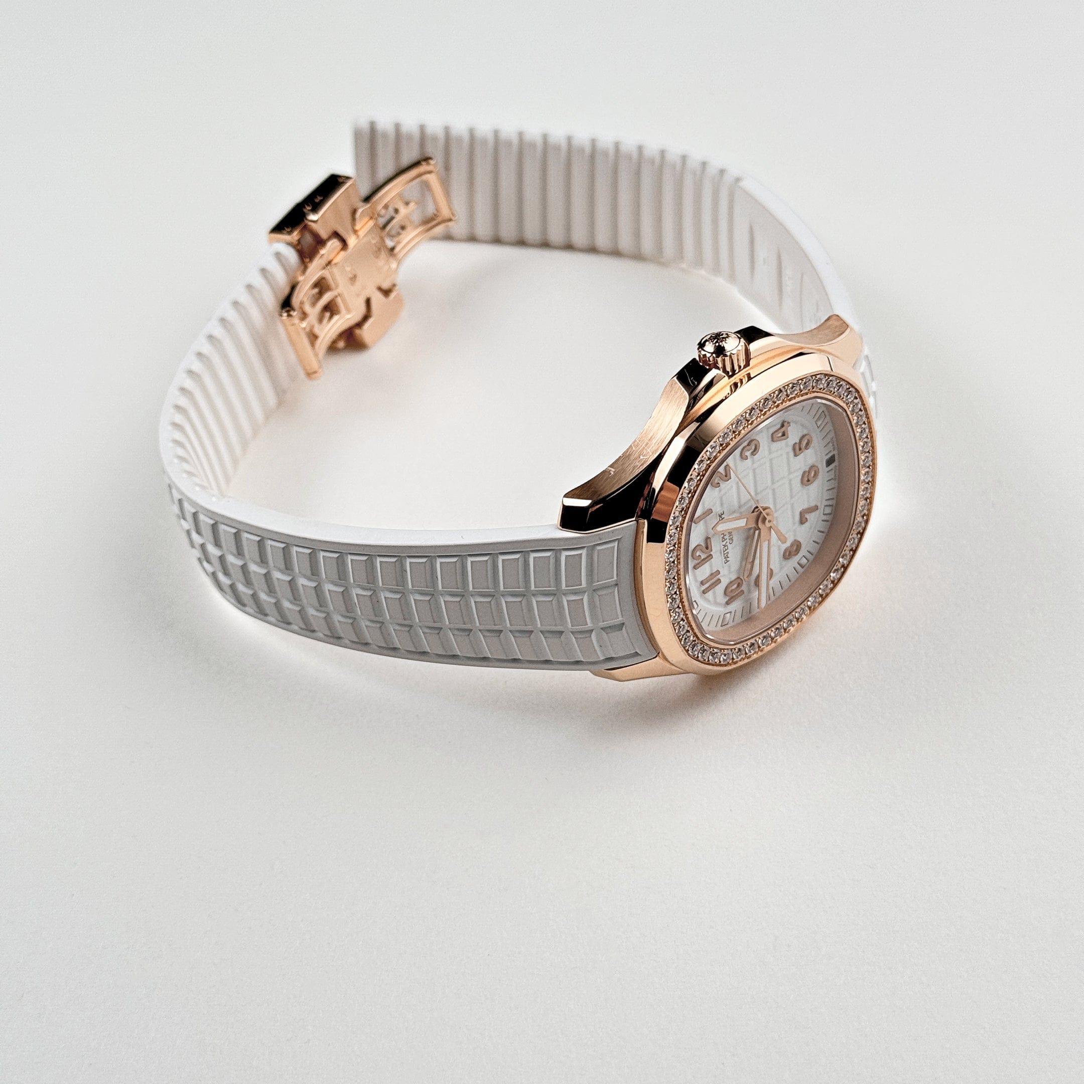 Women's Patek Philippe Aquanaut Luce 5269/200R-001 Rose Gold White Dial (2024)