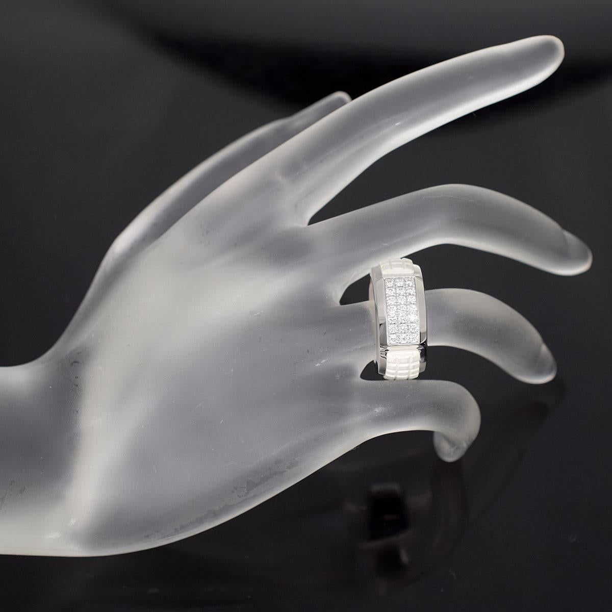 Patek Philippe Aquanaut Luce Diamond Rubber 18 Karat White Gold Ring 2