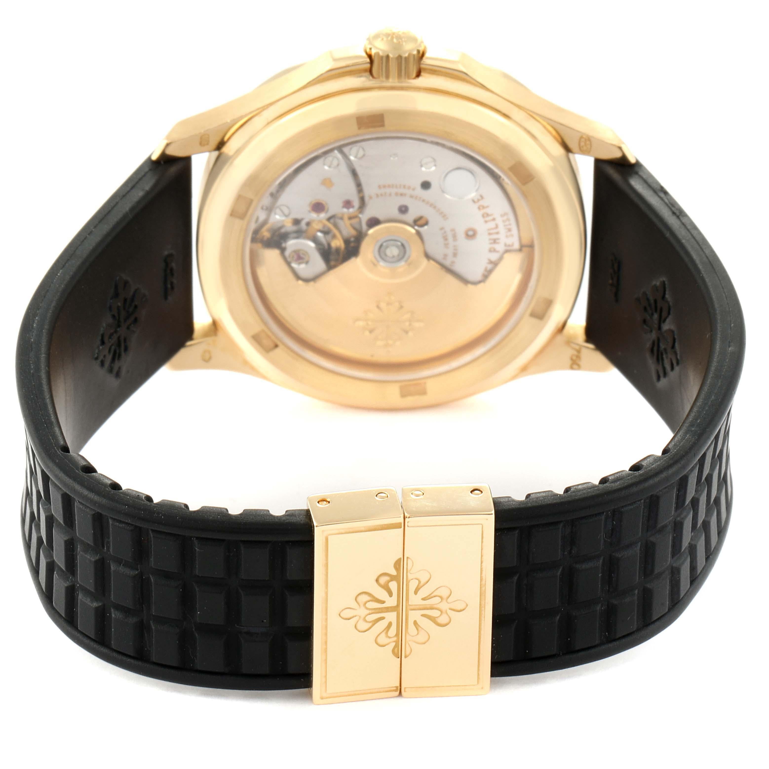 Patek Philippe Aquanaut Midsize Automatic Yellow Gold Watch 5066 For Sale 4
