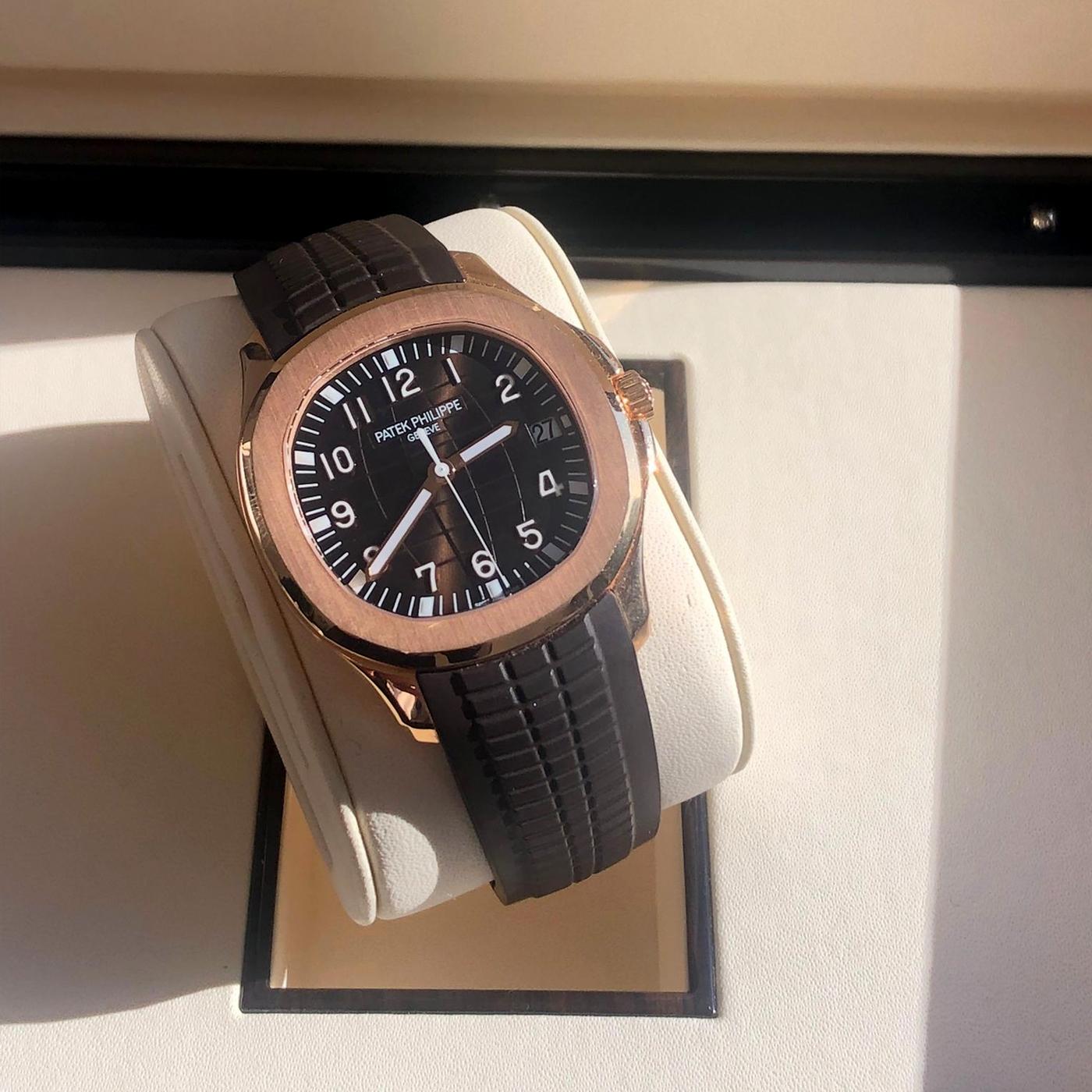 Patek Philippe Aquanaut Rose Gold Brown Dial Rubber Strap Watch 5167R-001 7