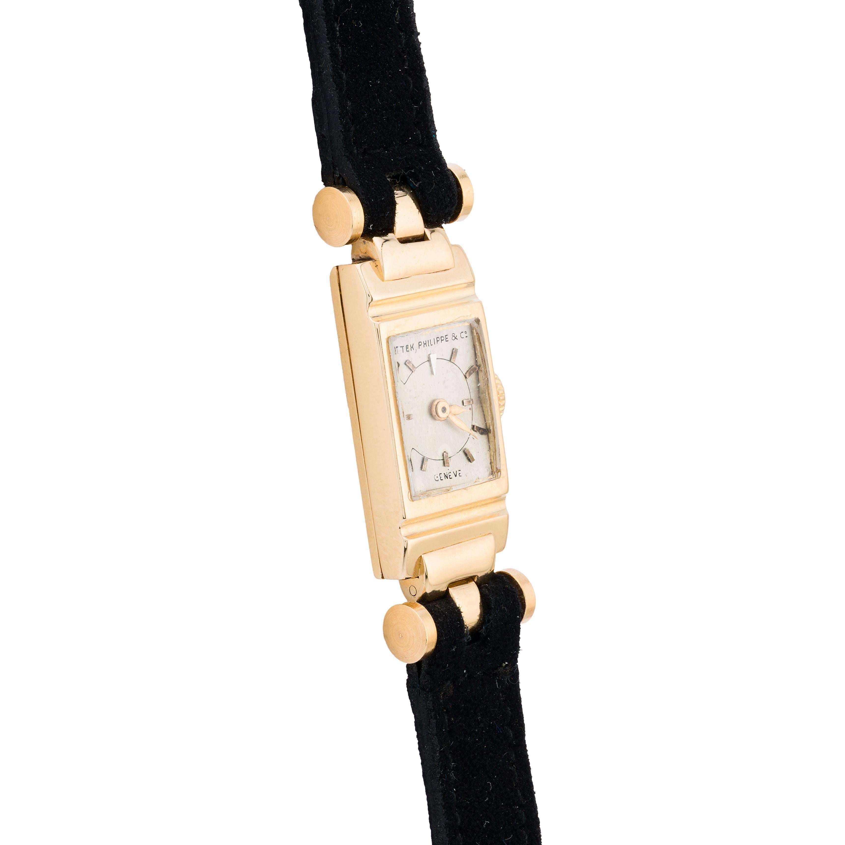 Patek Philippe Art Deco Articularted Elongated 18 Karat Yellow Gold Ladies Watch In Excellent Condition In Boston, MA
