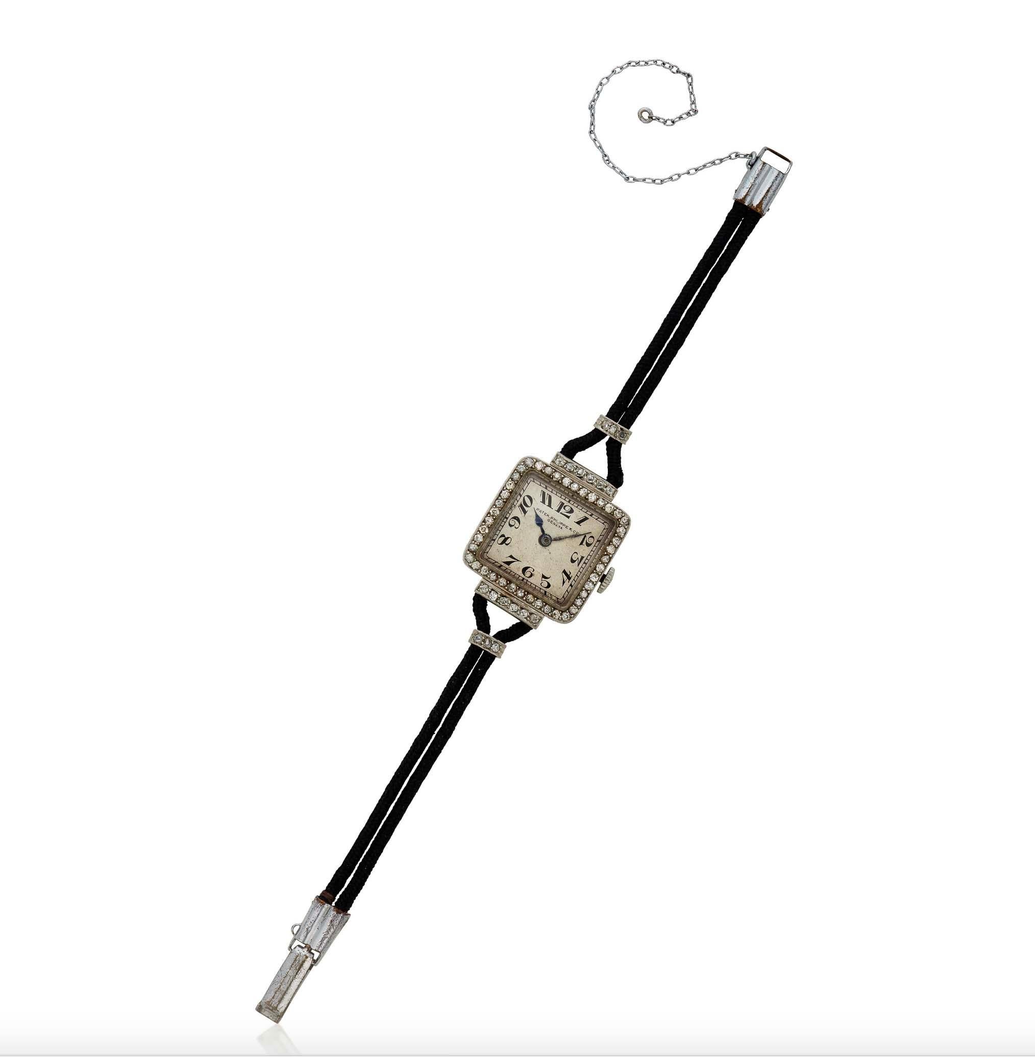 Manual movement, old and single-cut diamonds, platinum and 18k yellow gold, signed Patek Philippe
Size/Dimensions: case 20.00 mm; 13.4 cm (51⁄4 in)
Gross Weight: 16.4 grams / 