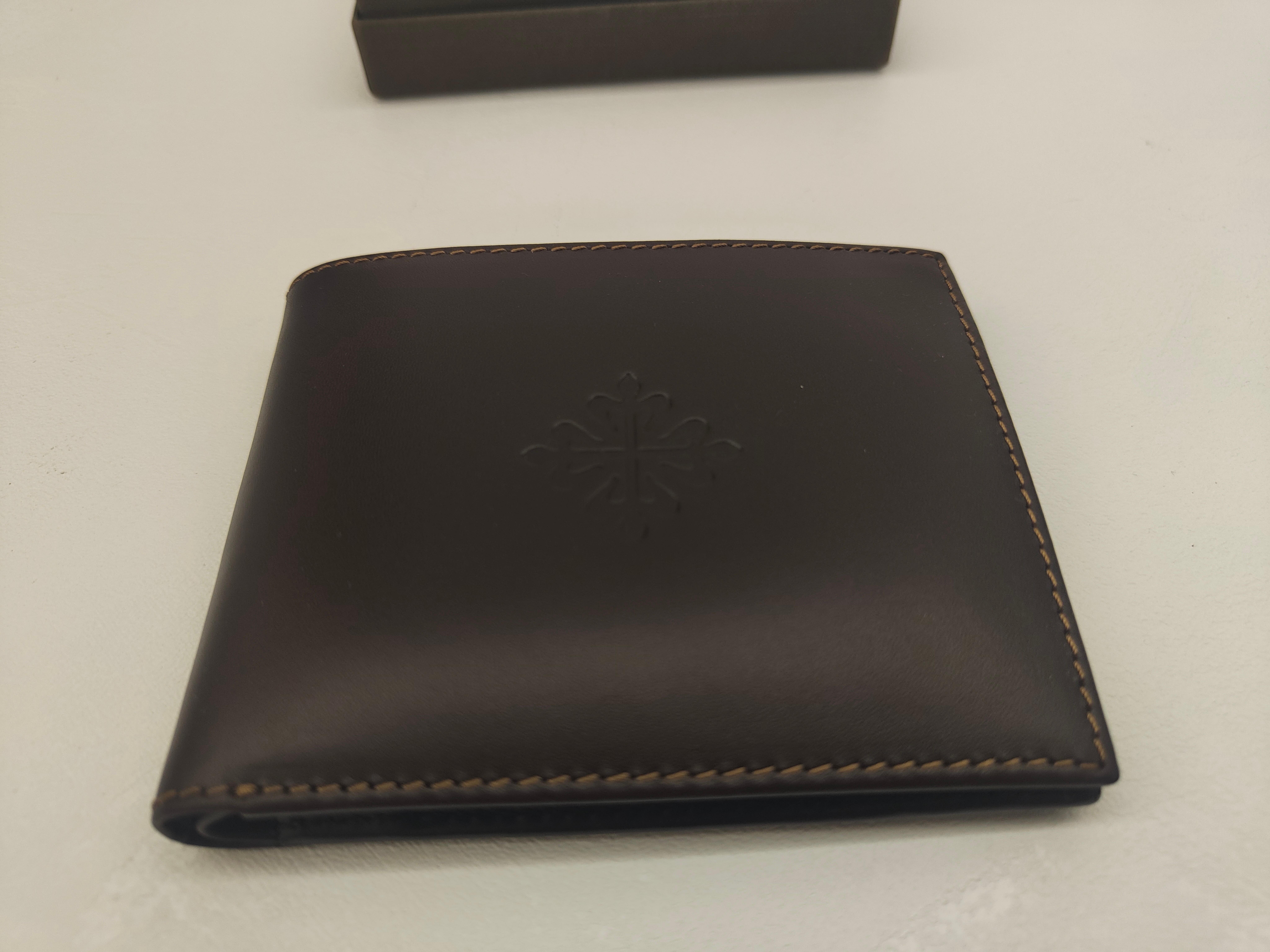 Patek Philippe Brown leather wallet In New Condition For Sale In Capri, IT