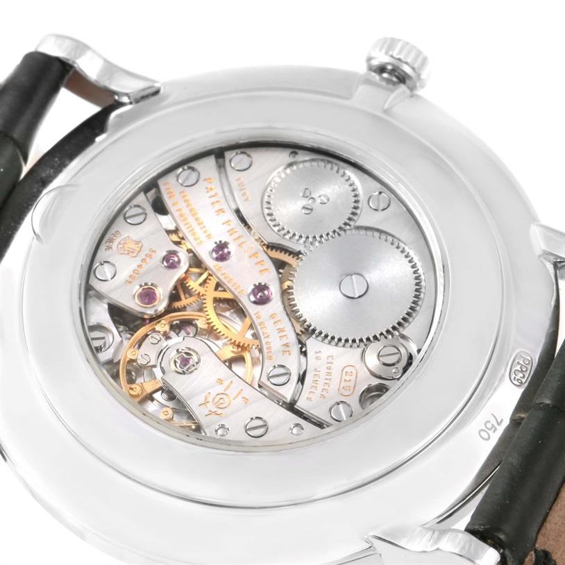 Patek Philippe Calatrava 18 Karat White Gold Watch 5119G For Sale 7