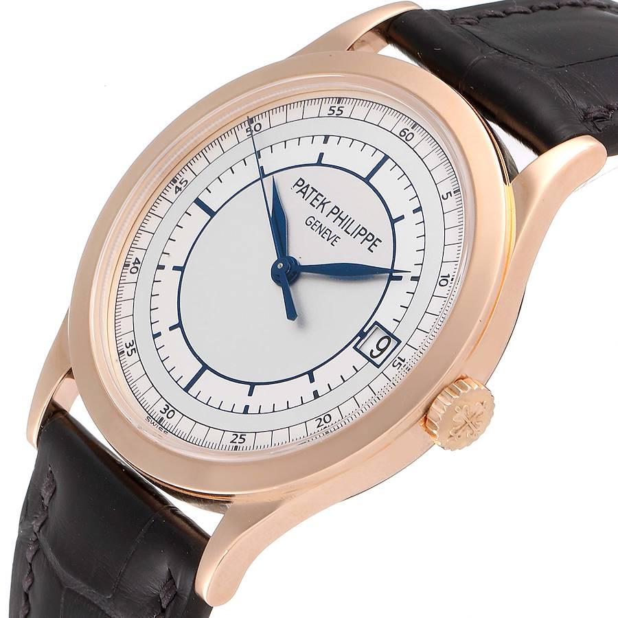 Patek Philippe Montre automatique Calatrava en or rose 18 carats pour hommes 5296 en vente 1