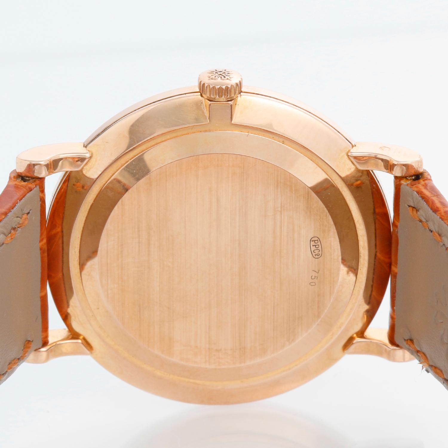 Patek Philippe Montre homme Calatrava en or rose 18 carats 5022R 1