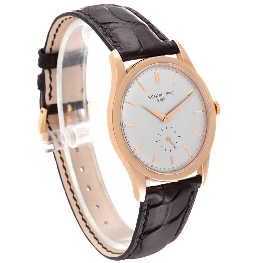 Patek Philippe Calatrava Herrenuhr 5196 mit 18 Karat Roségold und silbernem Zifferblatt im Zustand „Hervorragend“ in Atlanta, GA