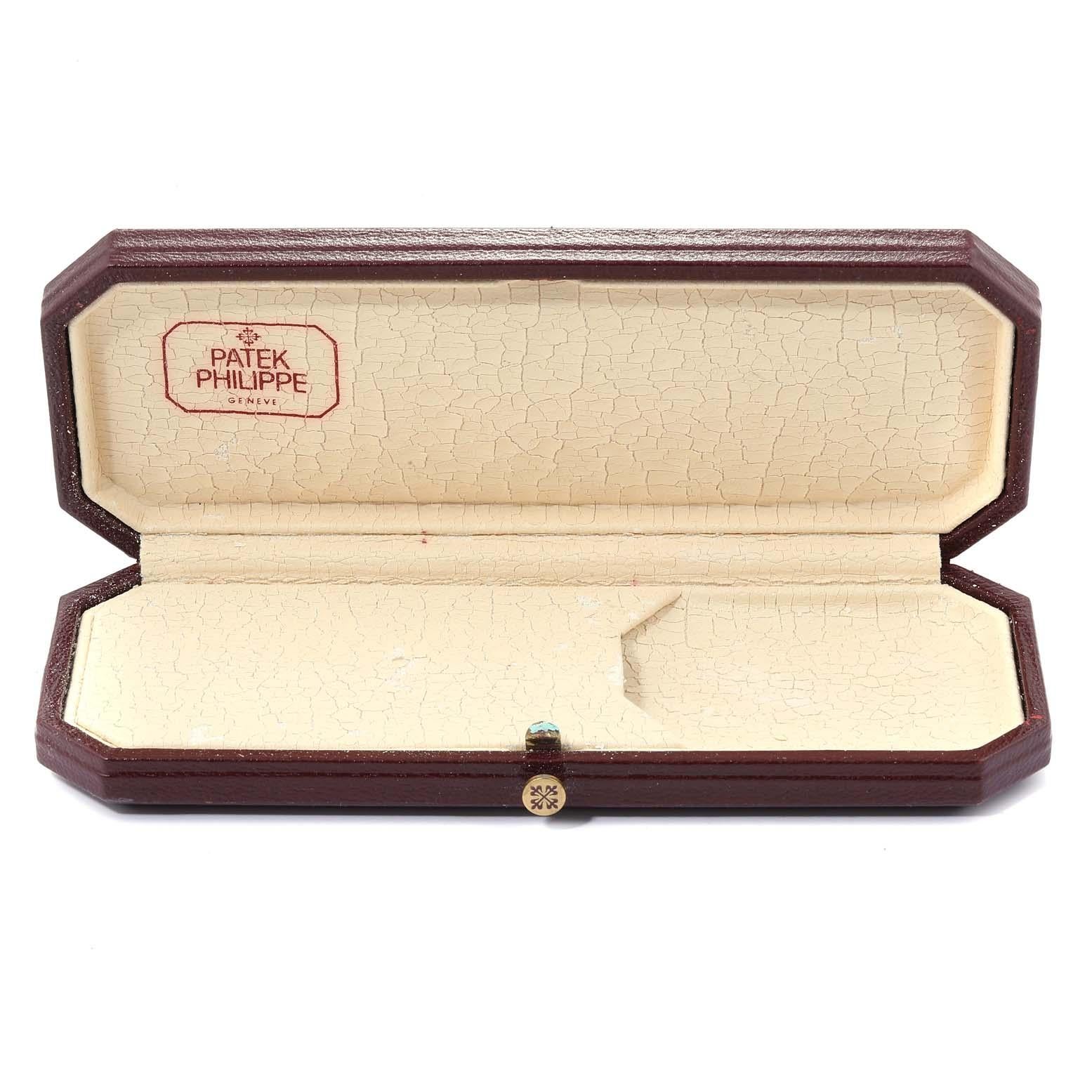 Patek Philippe Calatrava 18 Karat Rose Gold Vintage Watch 3796 For Sale 6