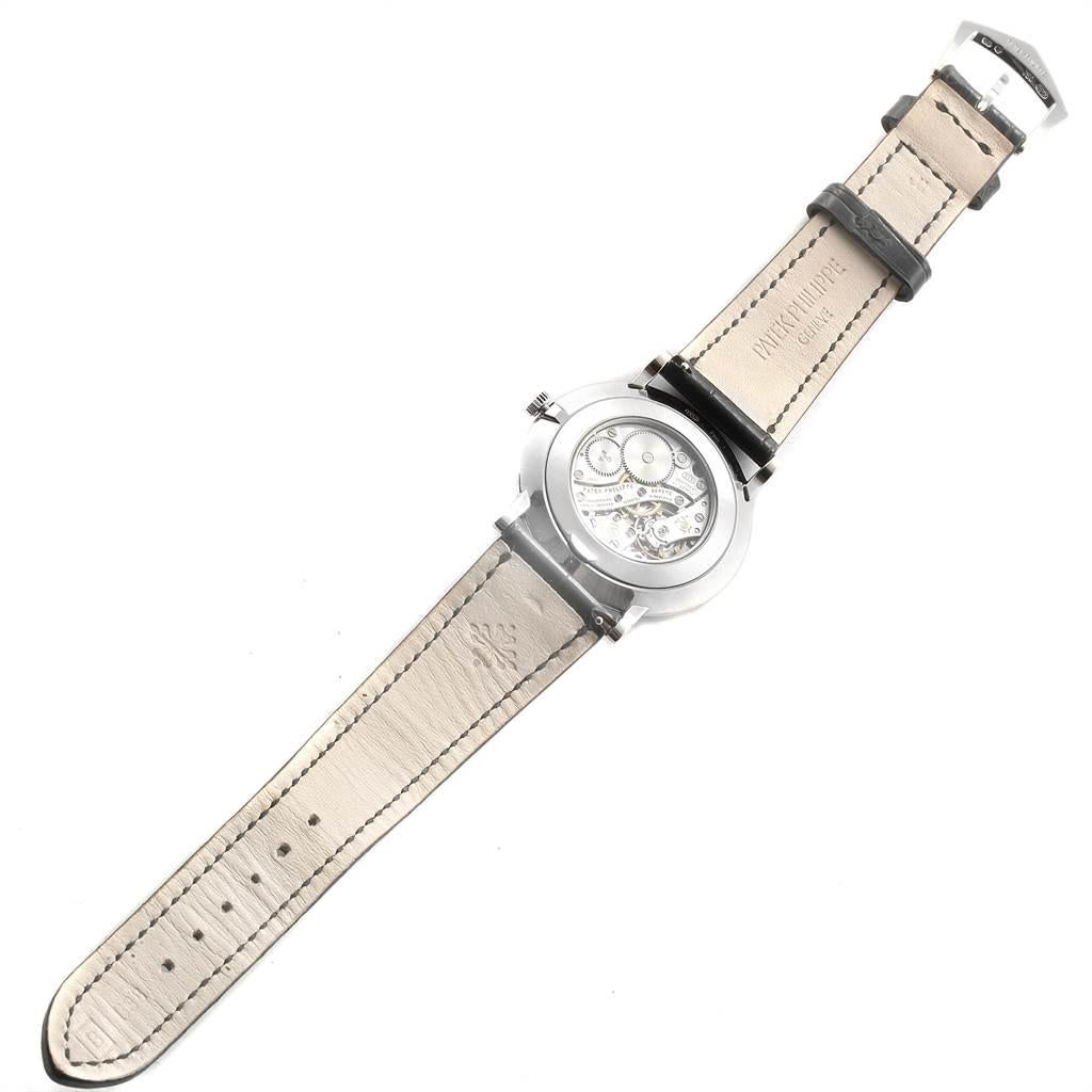 Patek Philippe Calatrava 18 Karat White Gold Automatic Men's Watch 5119 For Sale 4