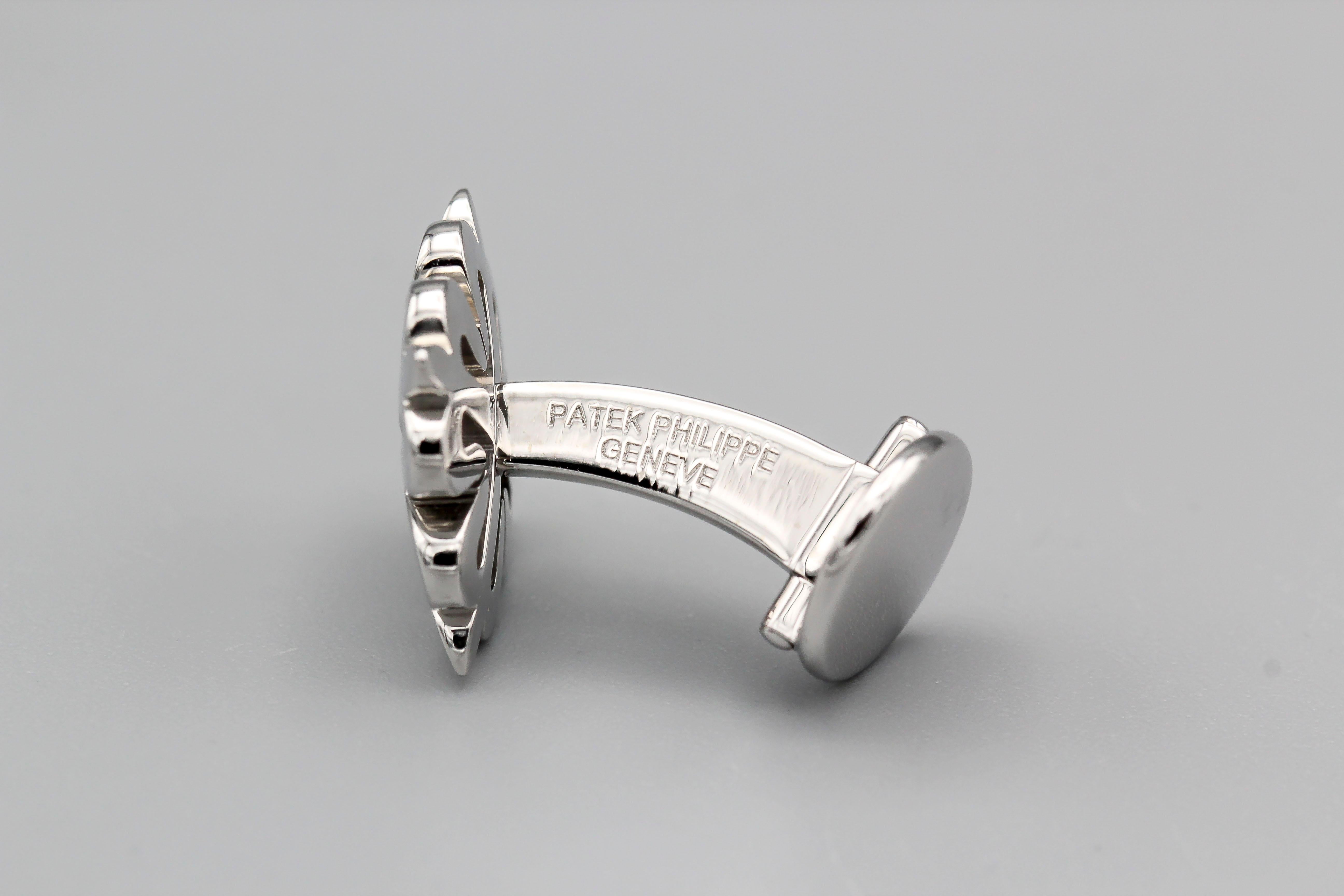 Patek Philippe Calatrava 18k White Gold Cross Cufflinks In Good Condition In New York, NY