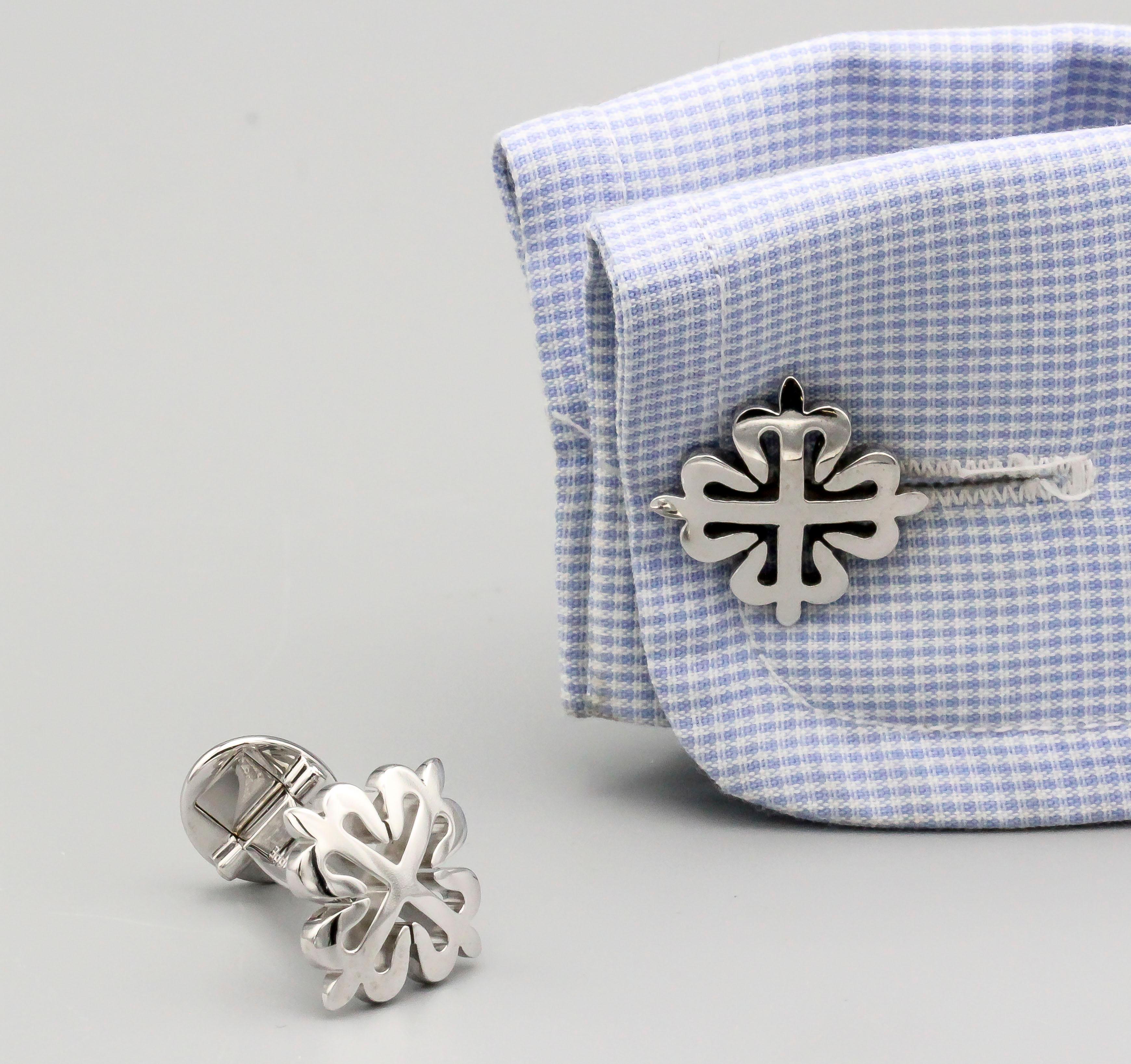 Patek Philippe Calatrava 18k White Gold Cross Cufflinks In Good Condition In New York City, NY
