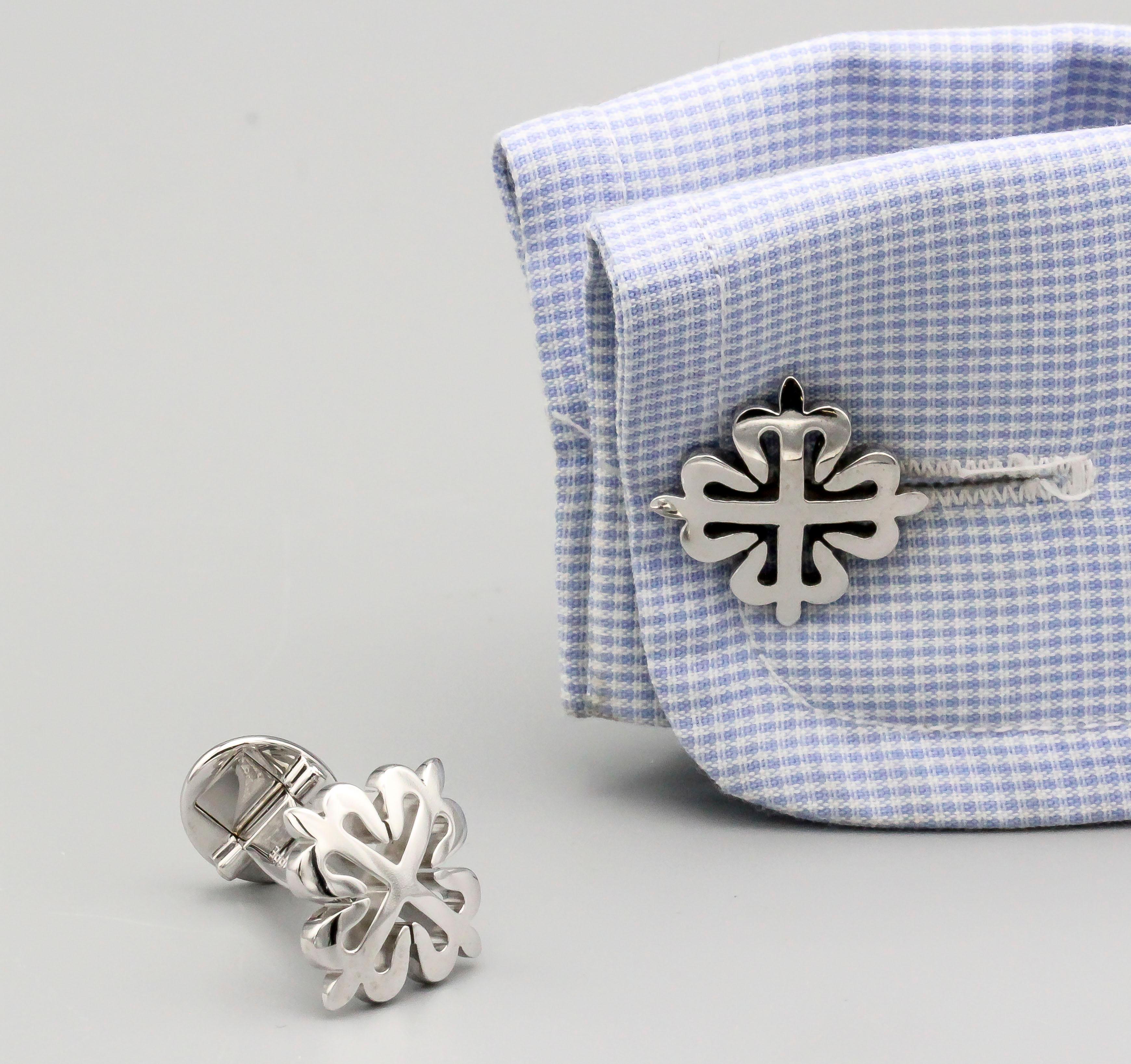 Patek Philippe Calatrava 18k White Gold Cross Cufflinks In Good Condition In New York, NY