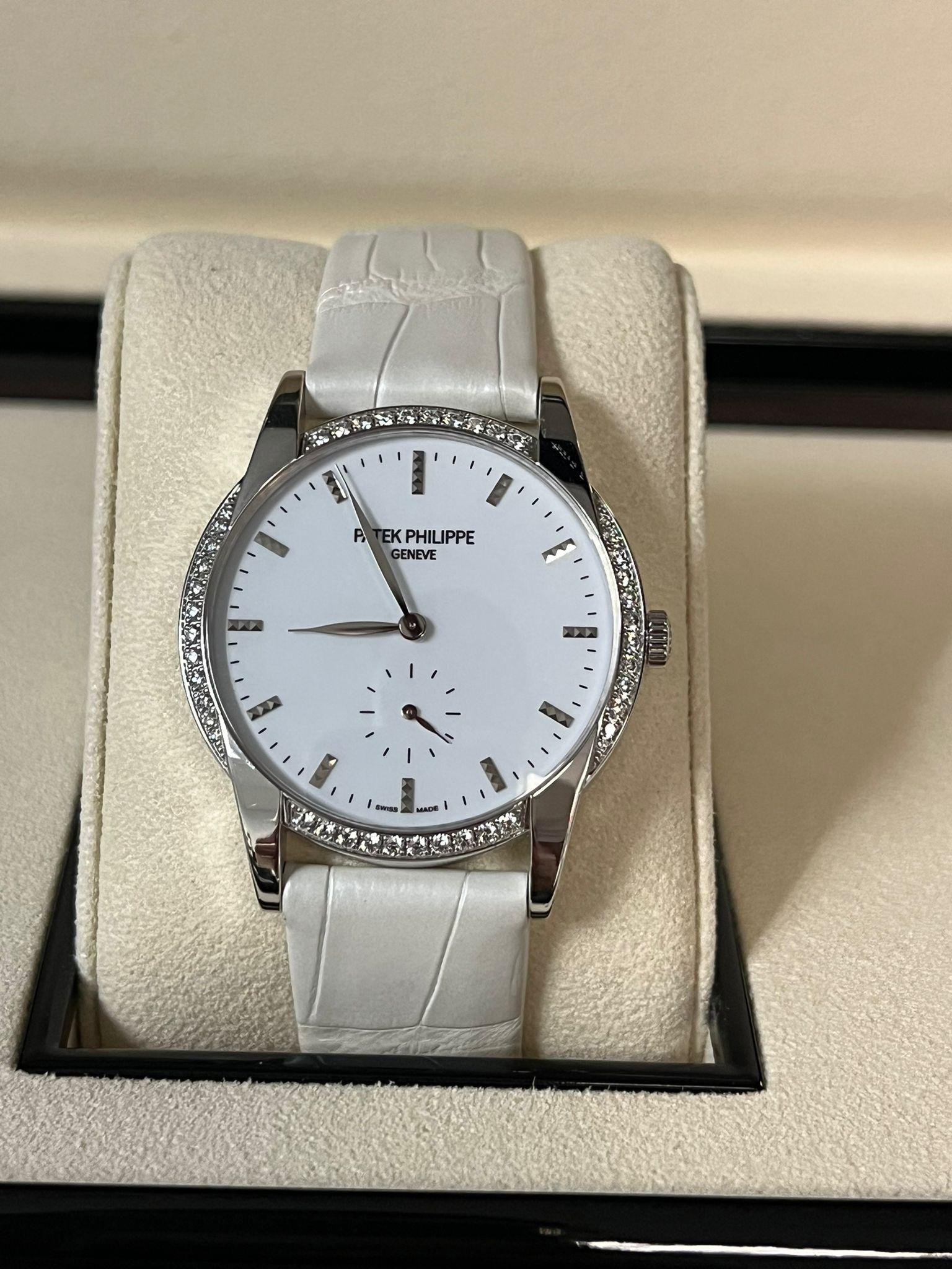 Patek Philippe Calatrava 18K White Gold Diamond Bezel Ladies Watch 7122/200G-001 For Sale 5