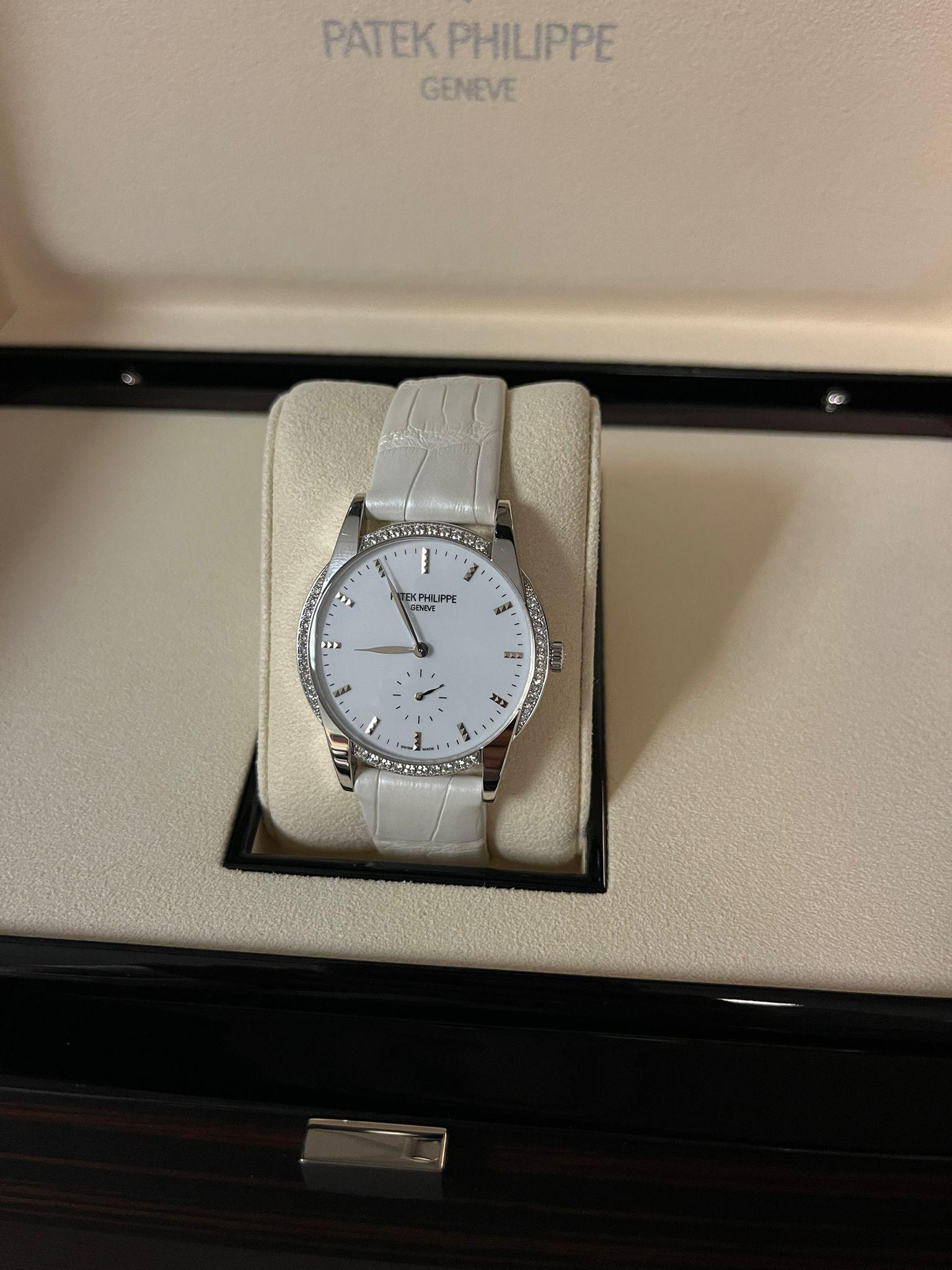 Patek Philippe Calatrava 18K White Gold Diamond Bezel Ladies Watch 7122/200G-001 For Sale 2
