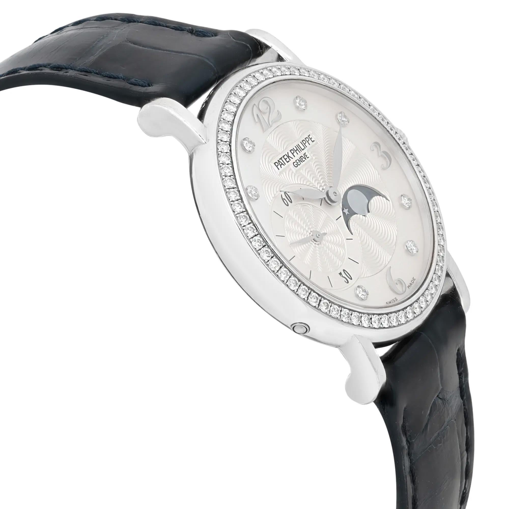 Donna Patek Philippe Calatrava Oro bianco 18 carati Diamante Argento Quadrante MOP Orologio 4958G in vendita