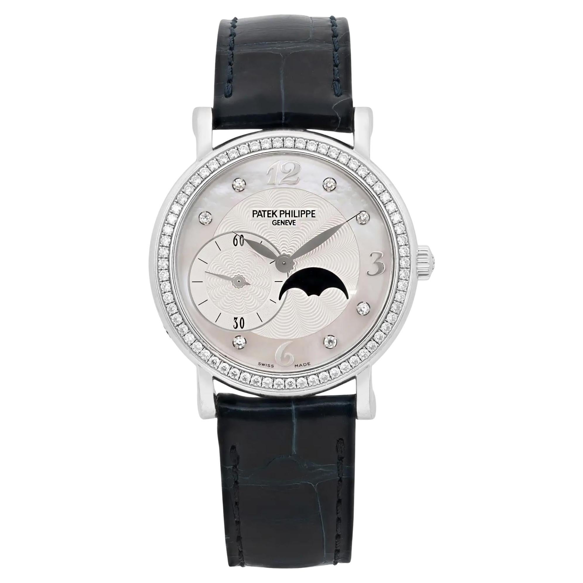 Patek Philippe Calatrava Oro bianco 18 carati Diamante Argento Quadrante MOP Orologio 4958G in vendita