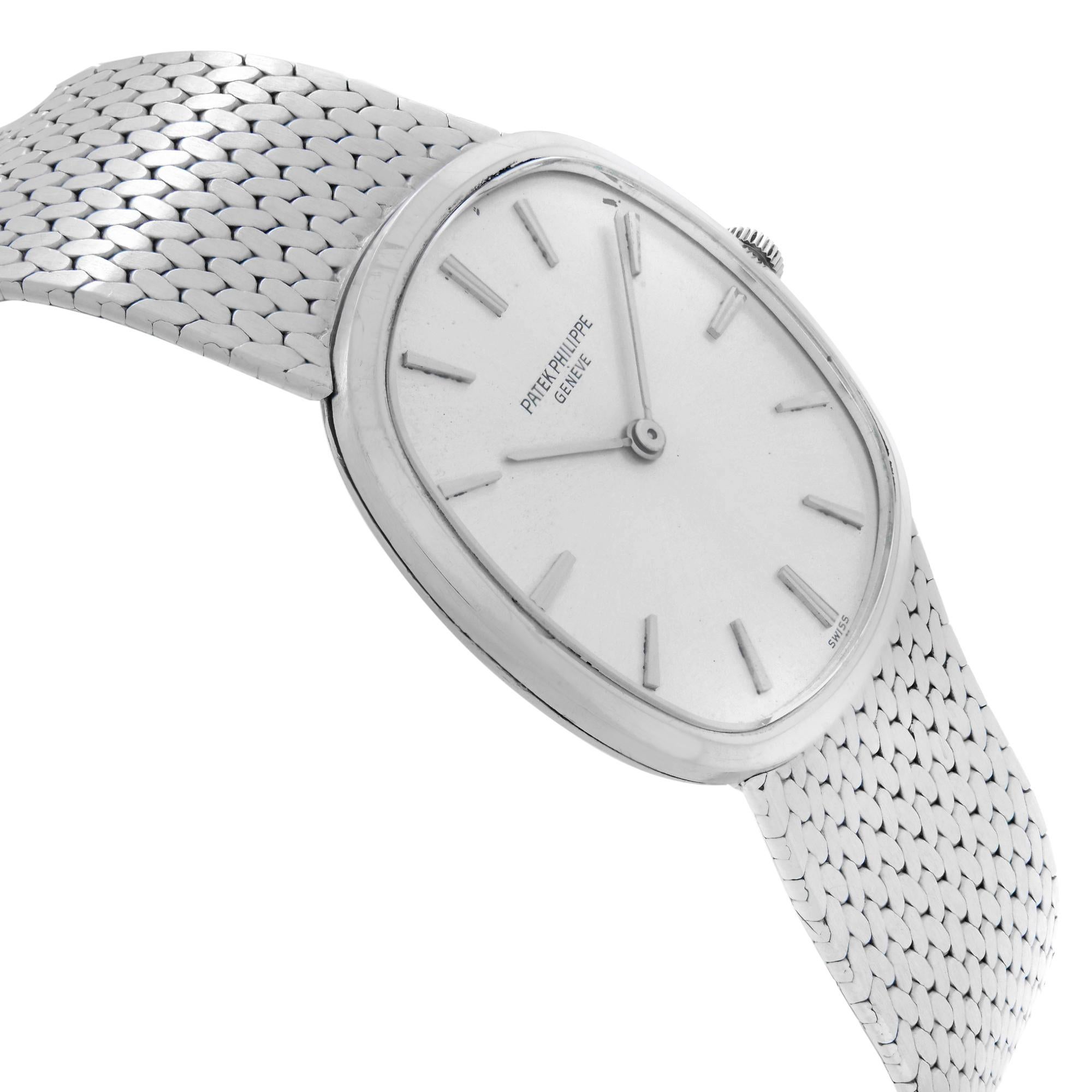 Patek Philippe Calatrava 18k Weißgold Silber Zifferblatt Herren Handgeflügelte Uhr 3544-1 1