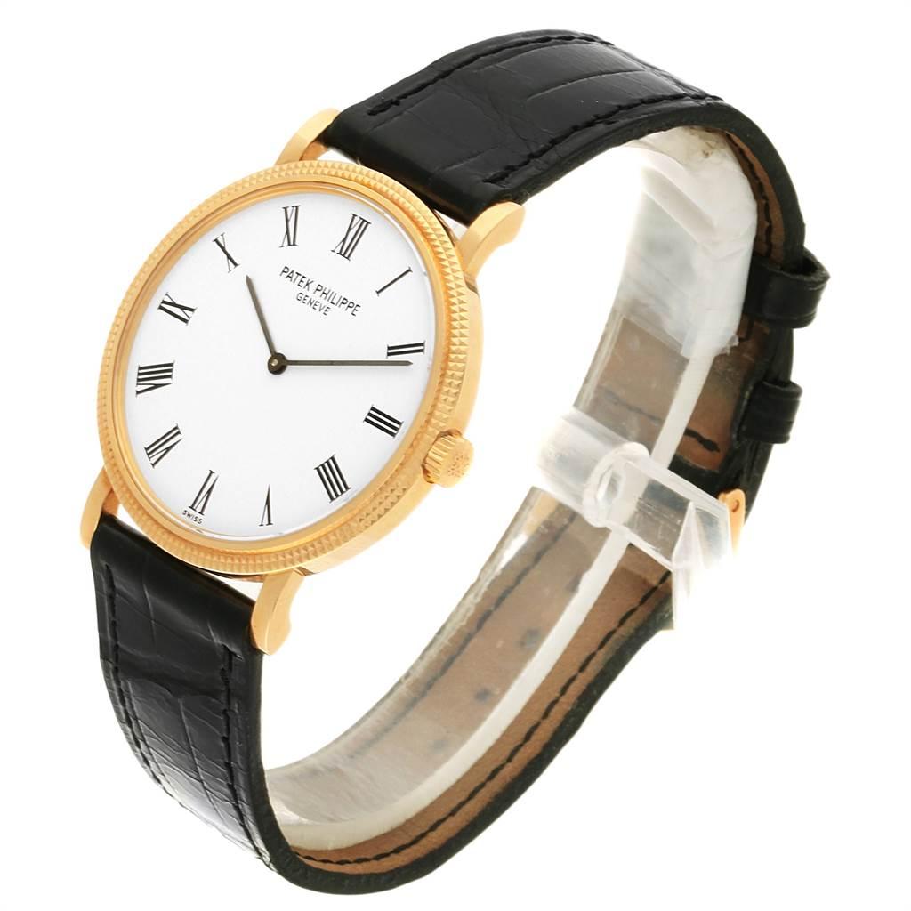 Patek Philippe Calatrava 18 Karat Yellow Gold Automatic Men's Watch 5120 For Sale 2