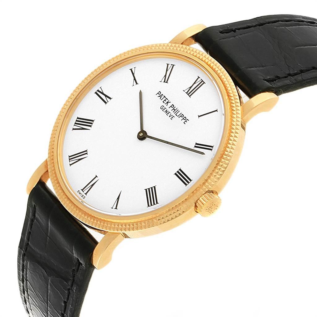 Patek Philippe Calatrava 18 Karat Yellow Gold Automatic Men's Watch 5120 For Sale 3