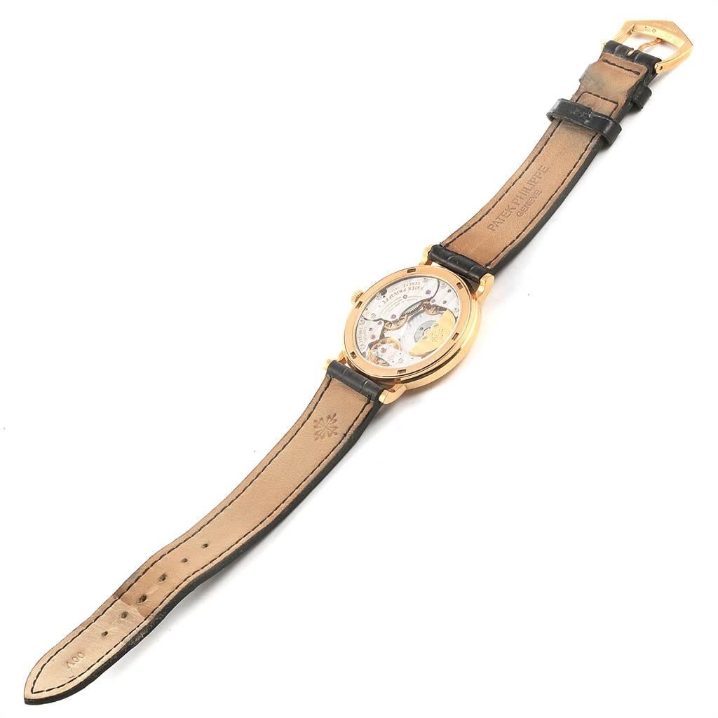 Patek Philippe Calatrava 18 Karat Yellow Gold Automatic Men's Watch 5120 For Sale 6