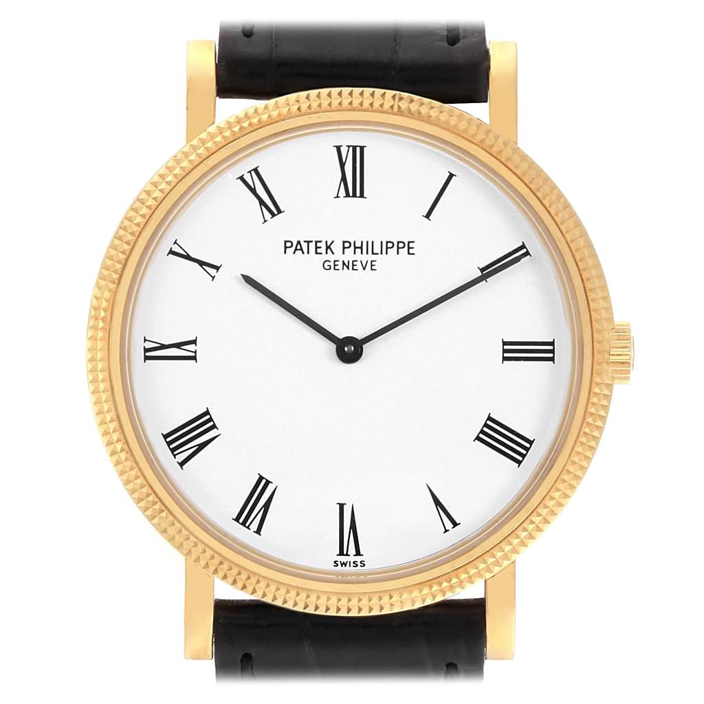 Patek Philippe Calatrava 18 Karat Yellow Gold Automatic Men's Watch 5120 For Sale