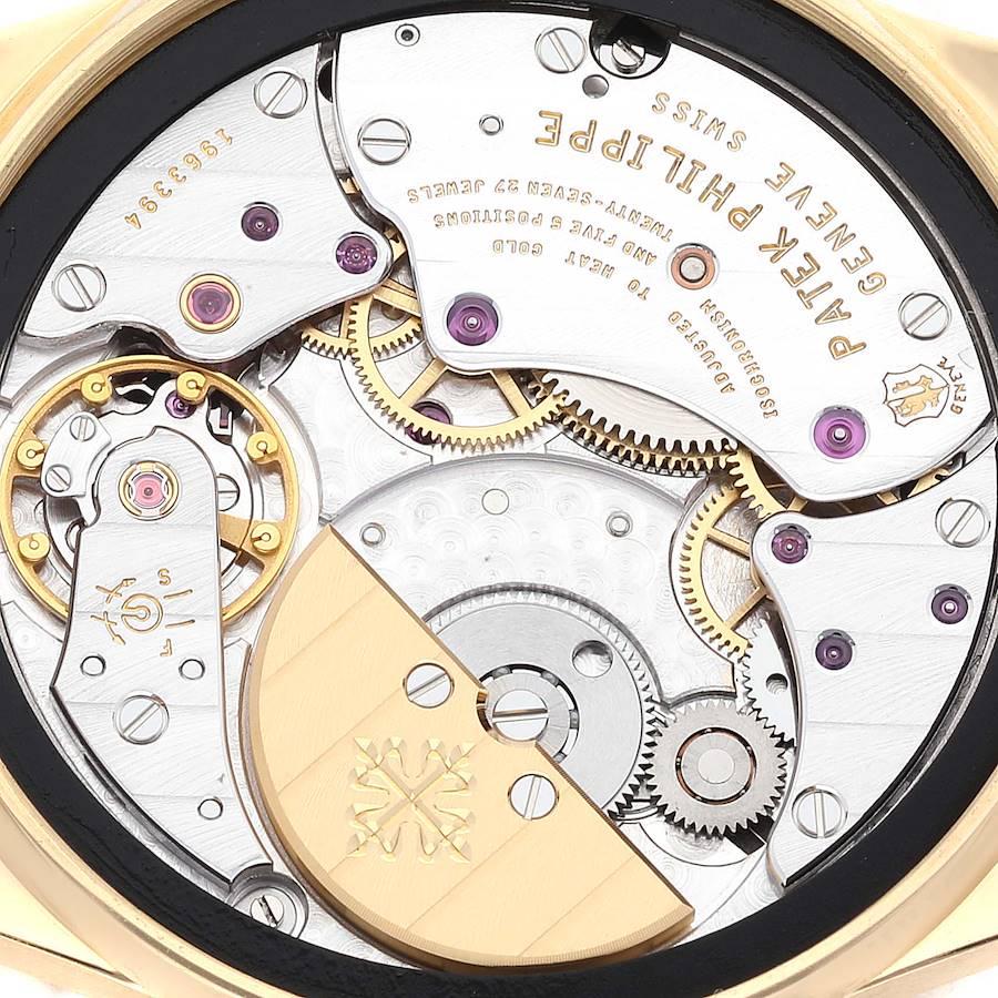 Patek Philippe Calatrava 18k Yellow Gold Black Dial Automatic Watch 5026 For Sale 3