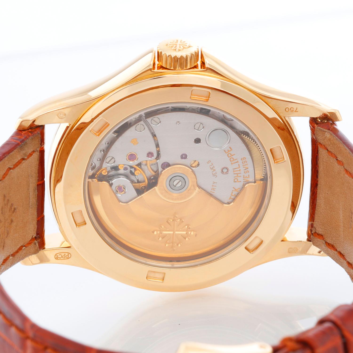 Patek Philippe Calatrava 18k Yellow Gold Men's Watch 5117 J 'or 5117J' In Excellent Condition In Dallas, TX