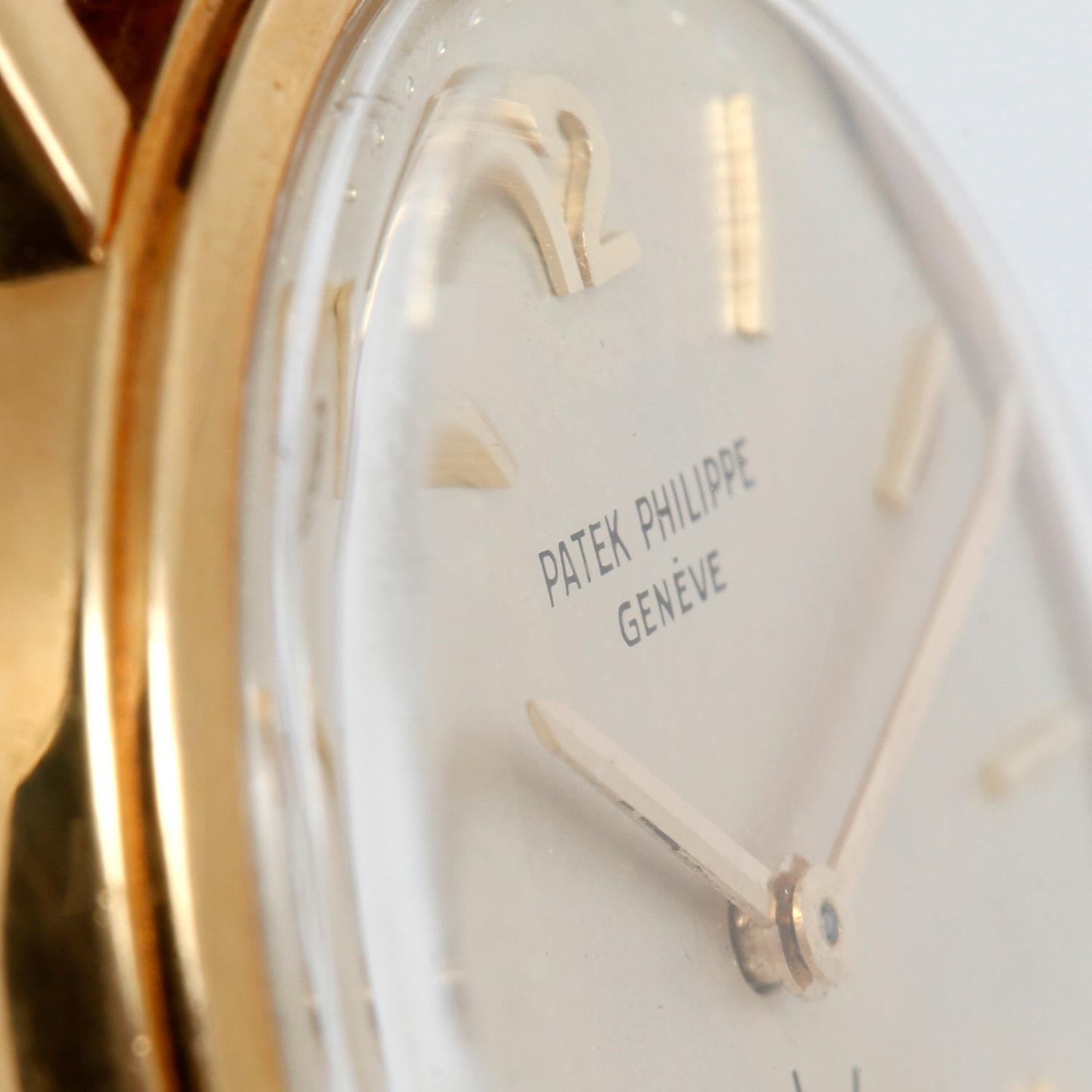 Patek Philippe Calatrava 18k Yellow Gold Men's Watch Ref. 3435 For Sale 3