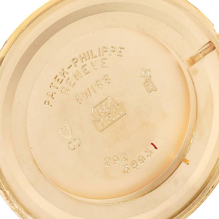 Herrenuhr von Patek Philippe Calatrava, 18 Karat Gelbgold Porzellan Zifferblatt 3893 im Angebot 3
