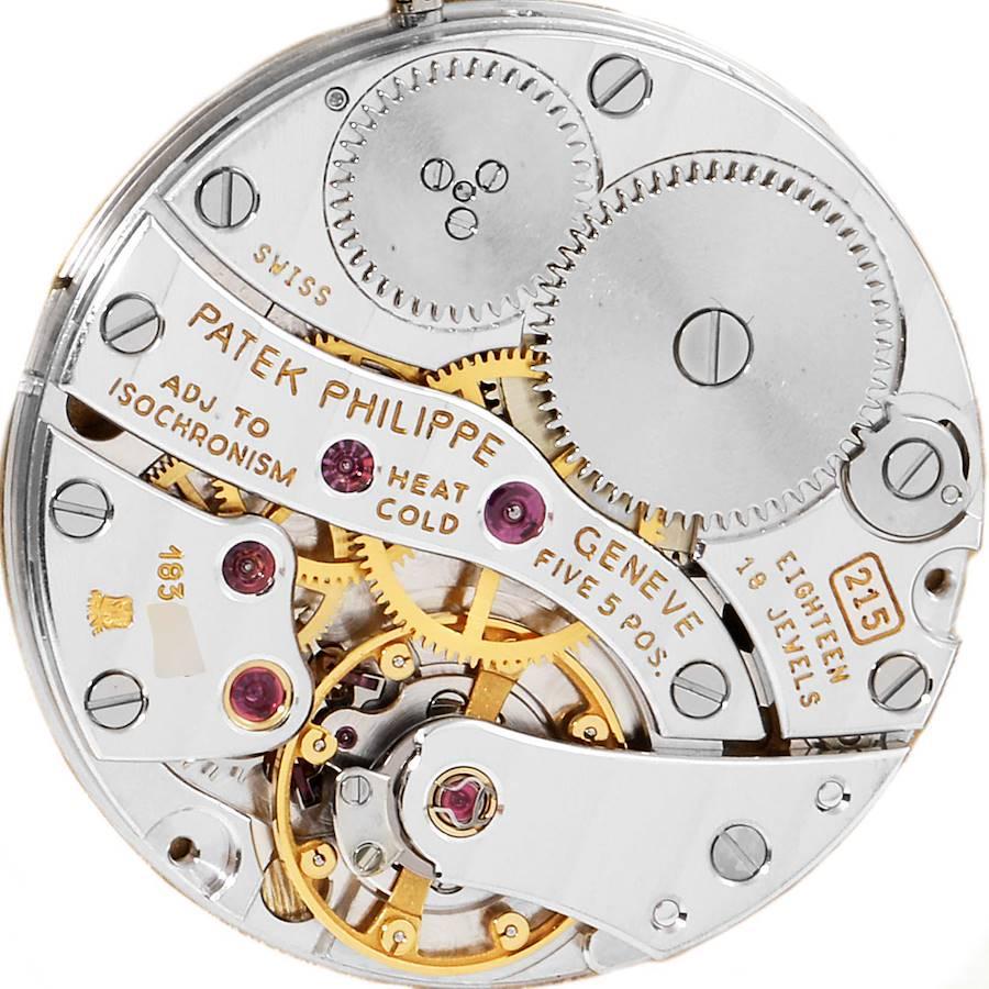 Herrenuhr von Patek Philippe Calatrava, 18 Karat Gelbgold Porzellan Zifferblatt 3893 im Angebot 4