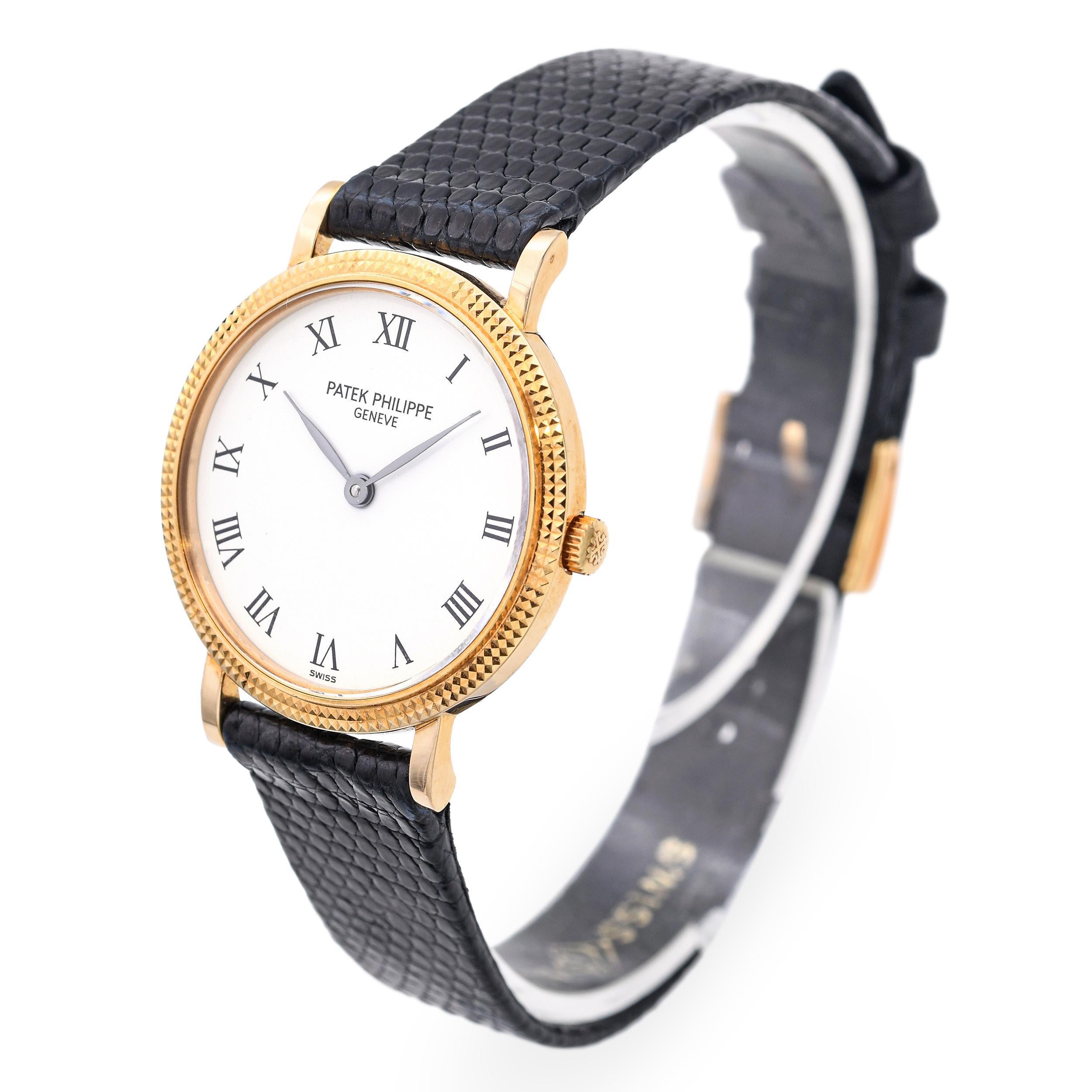 Patek Philippe Calatrava 18k Gelbgold Quarz Damenuhr Ref 4819 im Angebot 1