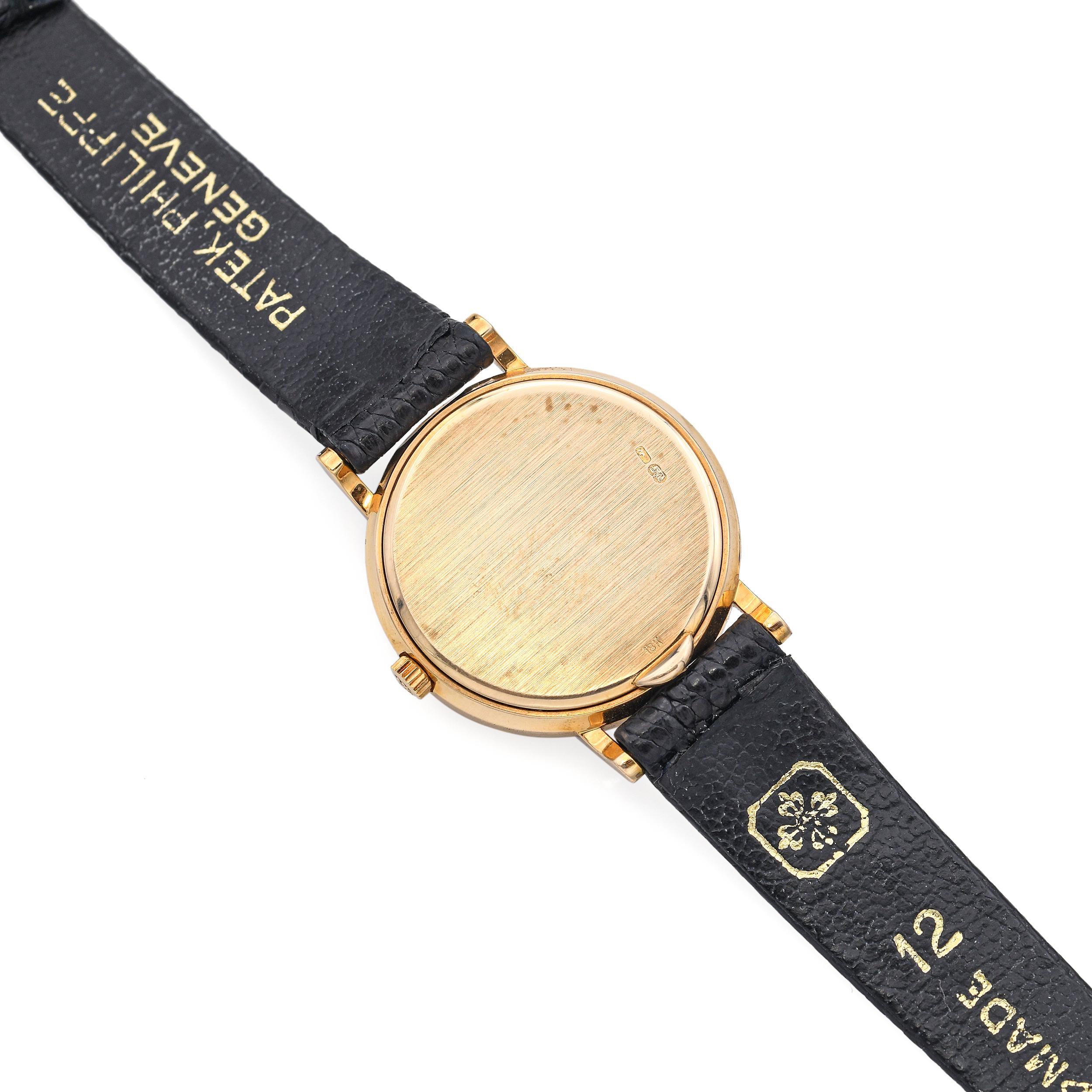 Patek Philippe Calatrava 18k Gelbgold Quarz Damenuhr Ref 4819 im Angebot 3