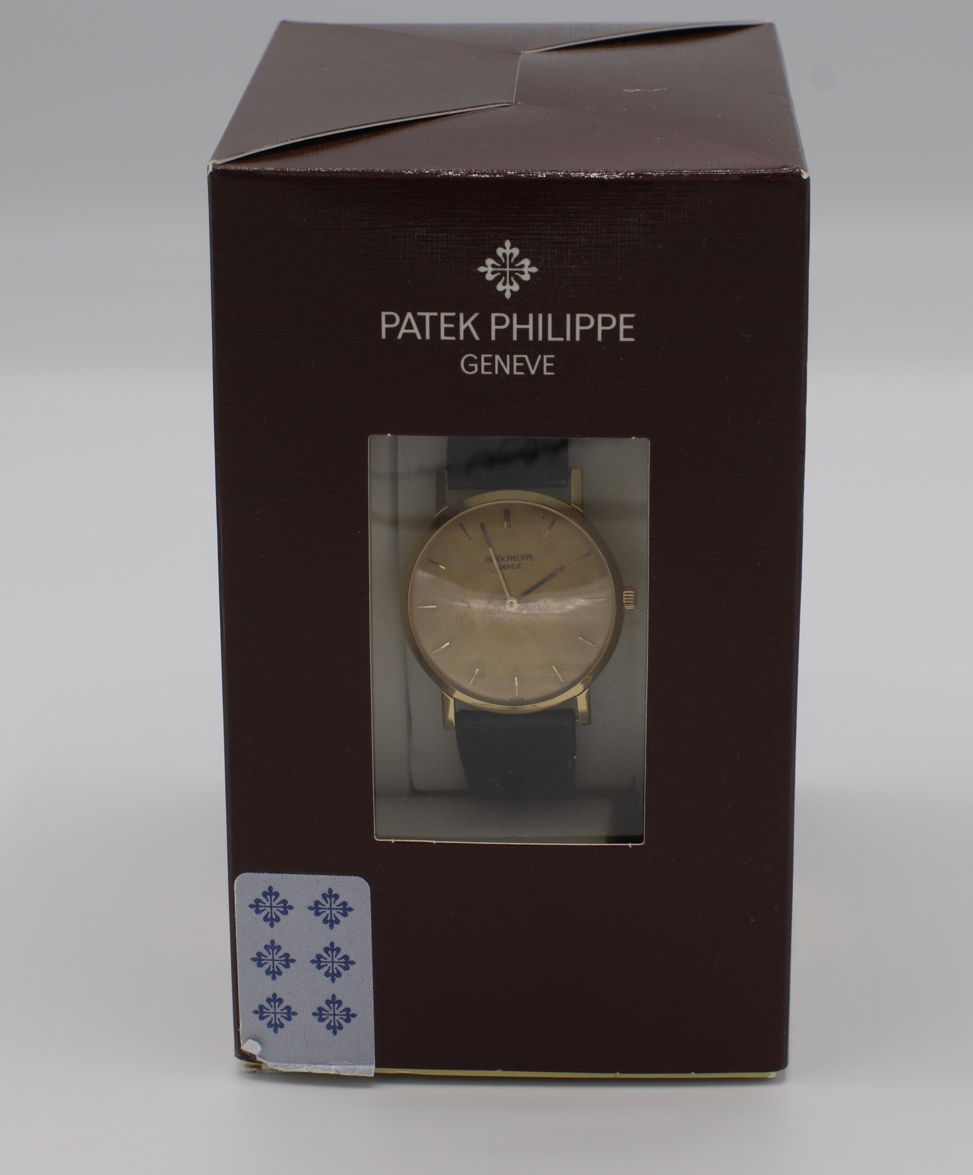 Patek Philippe Calatrava 18 Karat Yellow Gold Reference 3470 Watch 6