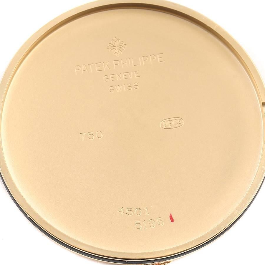 Herrenuhr mit 18 Karat Gelbgold und Silber Zifferblatt von Patek Philippe Calatrava 5196 im Angebot 3