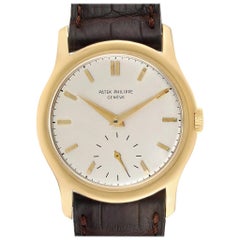 Patek Philippe Calatrava 18 Karat Yellow Gold Vintage Men's Watch 2448