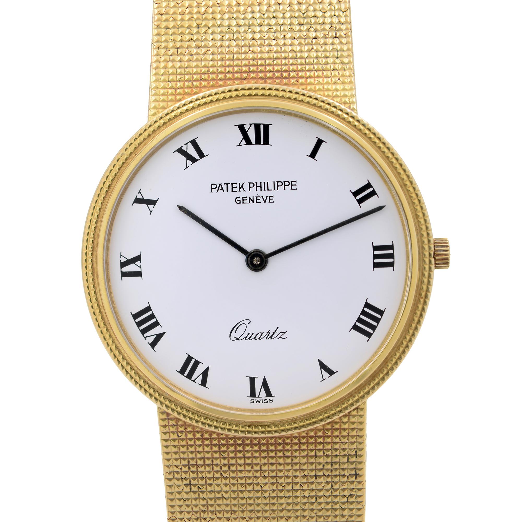 Pre Owned Patek Philippe Calatrava Yellow Gold White Dial Quartz Vintage Unisex Watch 3744. Minor hole on the band as visible in pictures. This Beautiful Timepiece Features: 18k Yellow Gold Case & Bracelet, Fixed 18k Gold Bezel, White Dial with
